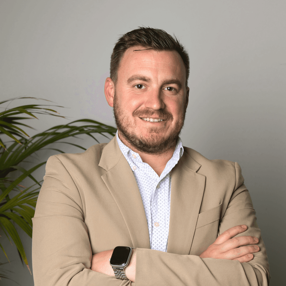 Portret van Maxim De Backer, Managing Partner bij Huntsmen
