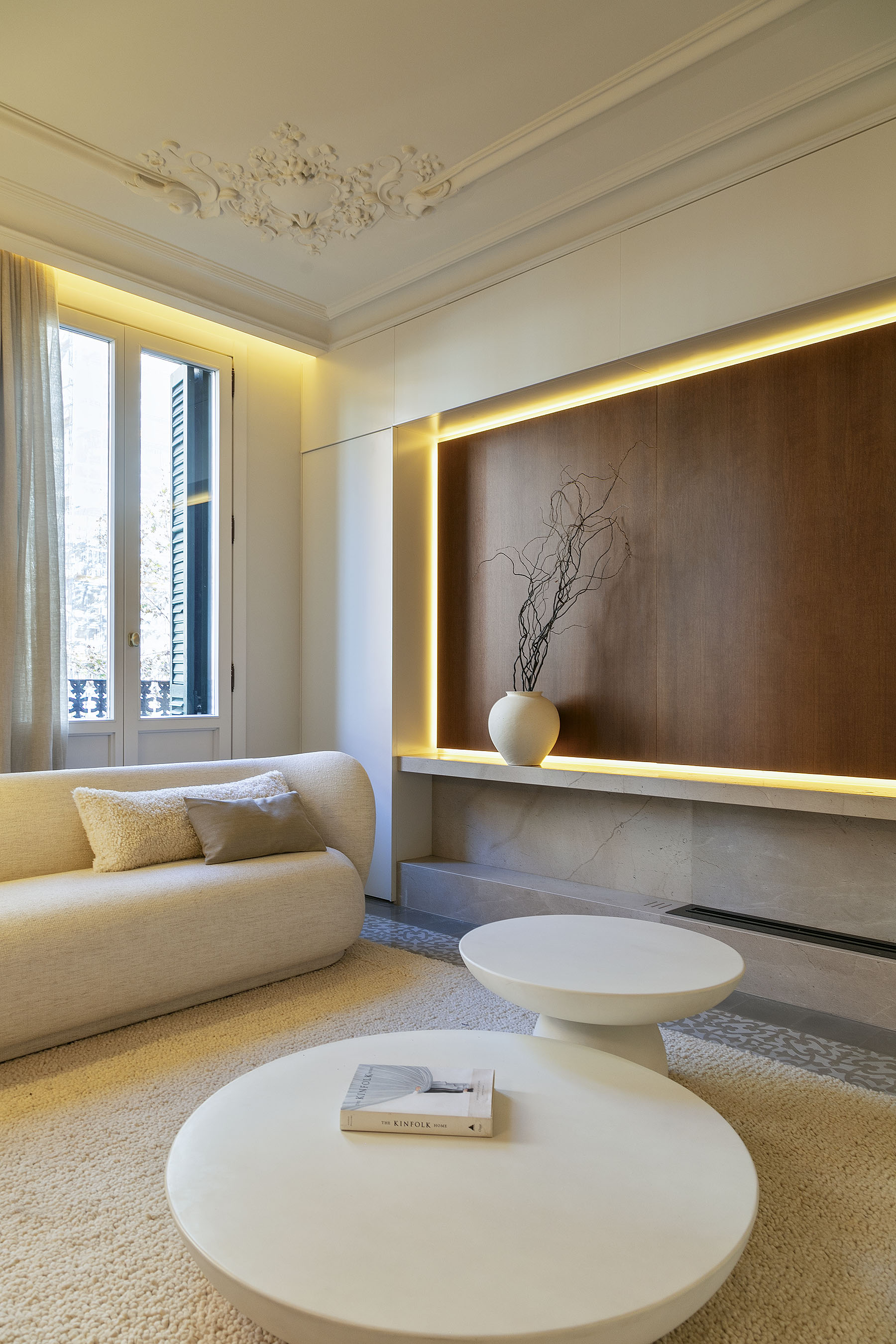 Aurora Sinclair portrait