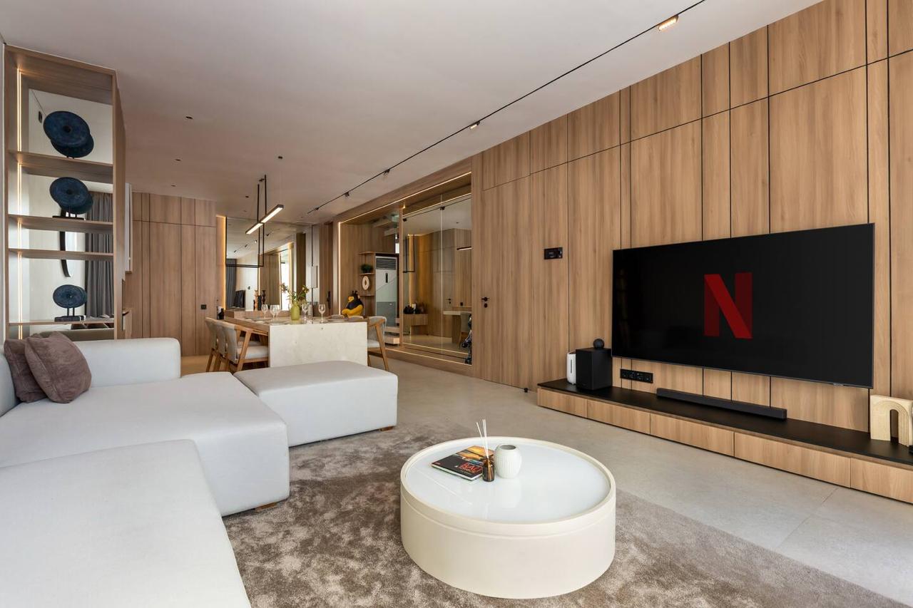 Просторная вилла с 3 спальнями и выделенным офисом в Чангу, Берава