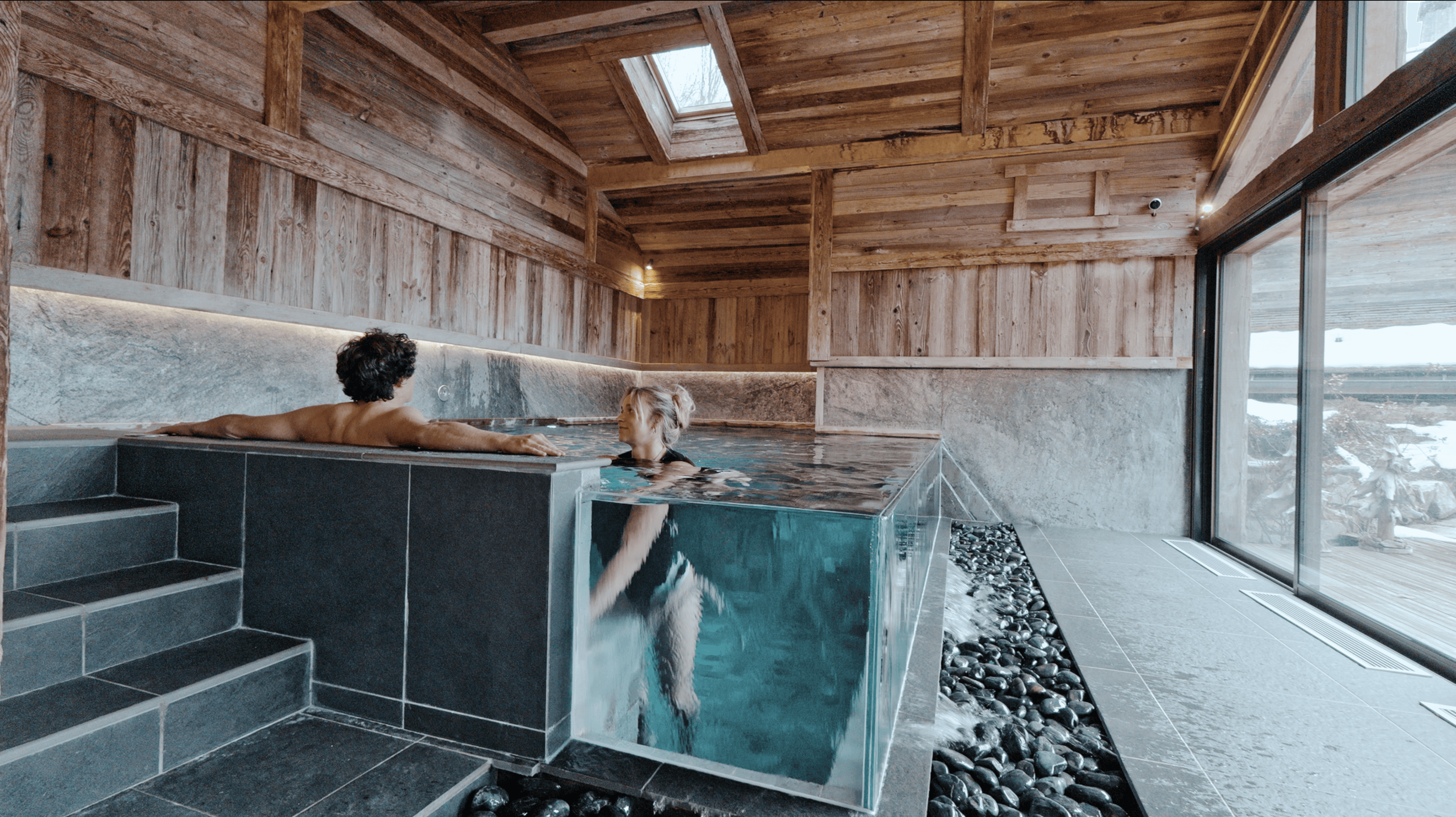 Location chalet de luxe piscine jacuzzi sauna