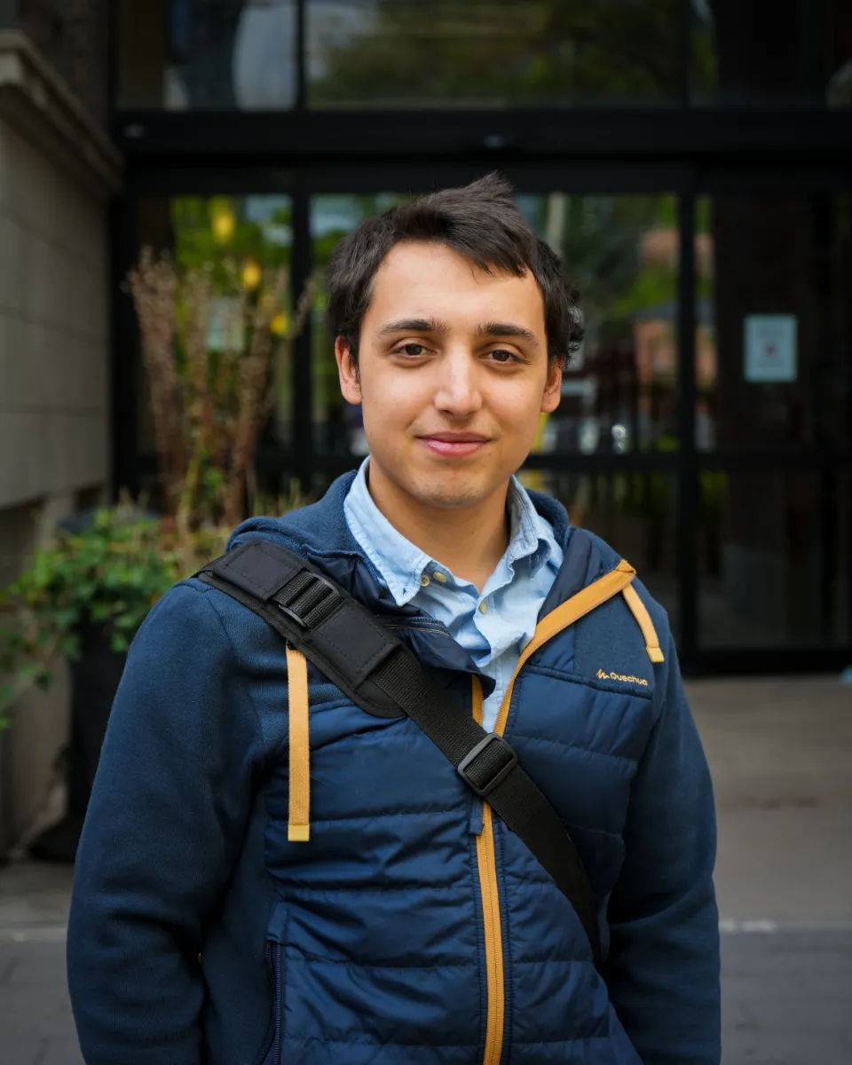 Portrait professionnel de James Rao