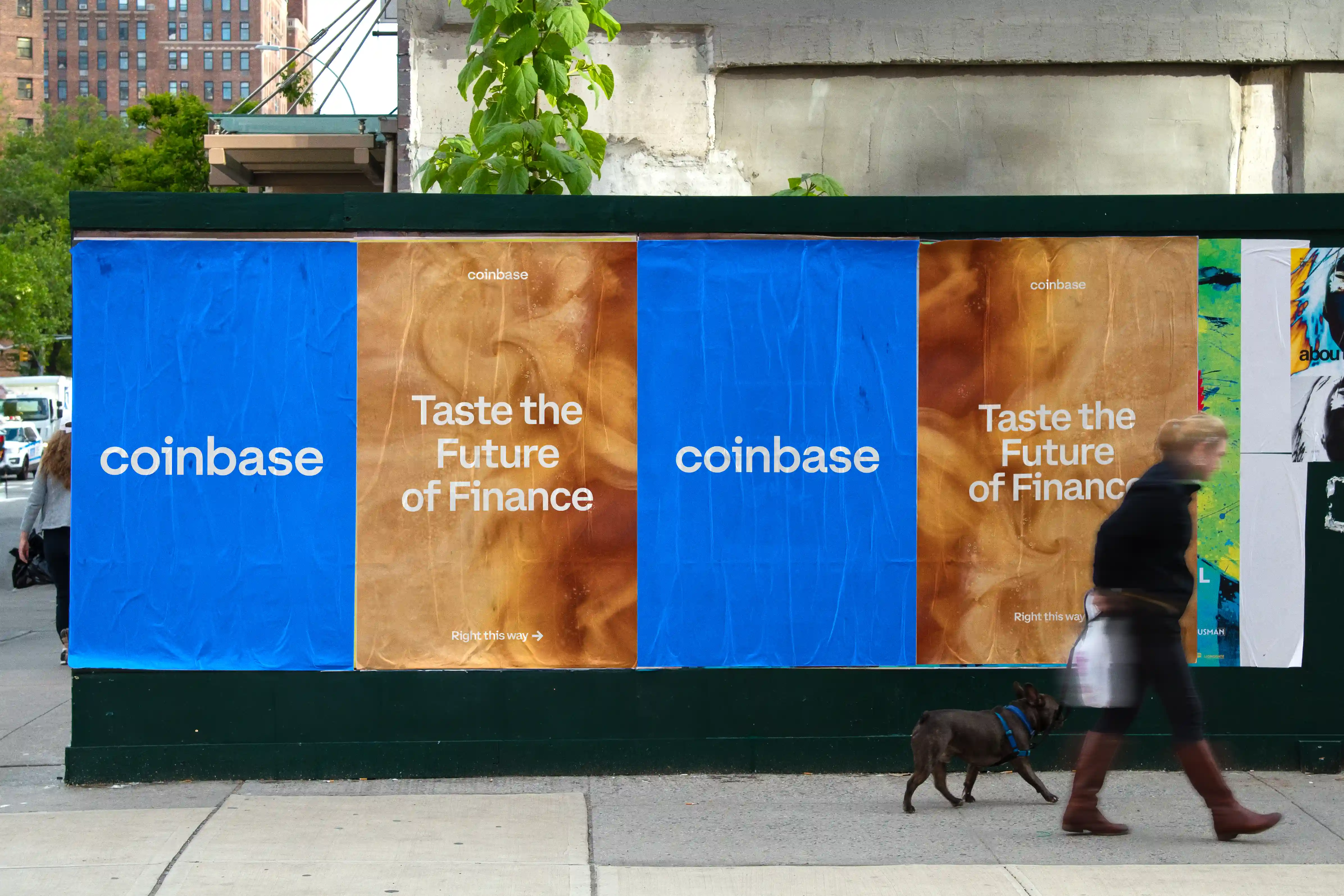 Man wearing VR glasses