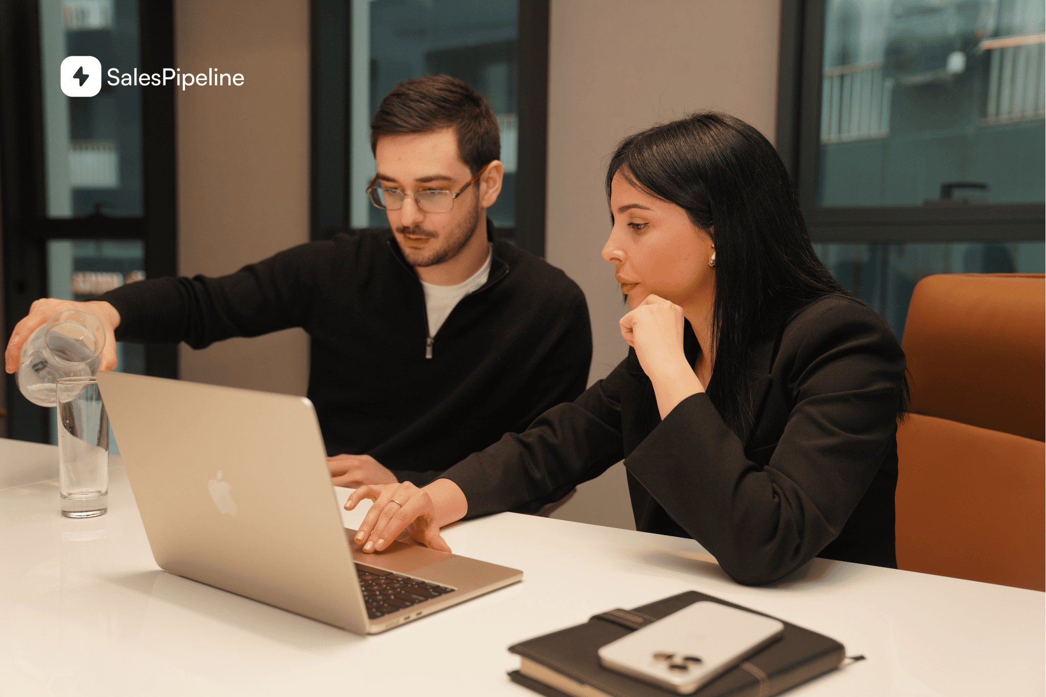 A weekly sales manager coaching rhythm showing pipeline review, one-on-one coaching, activity check-ins, and small training reinforcement.