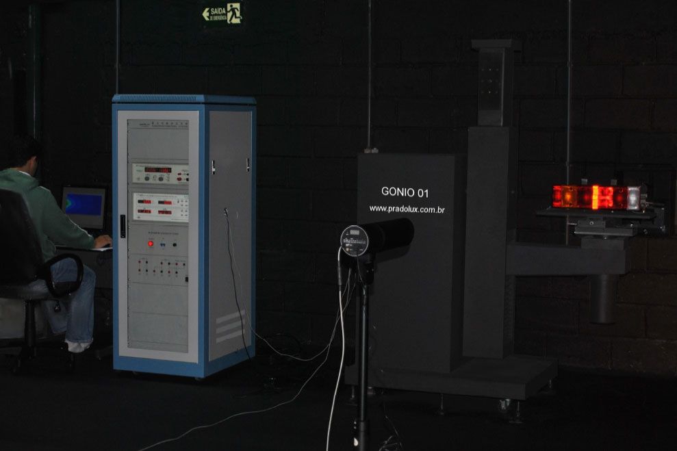 certificado ISO 9001 aplicado à Pradolux