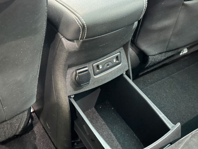 RENAULT Grand Scenic 2019 BLACK Gebrauchtwagen - Galeriebild 24