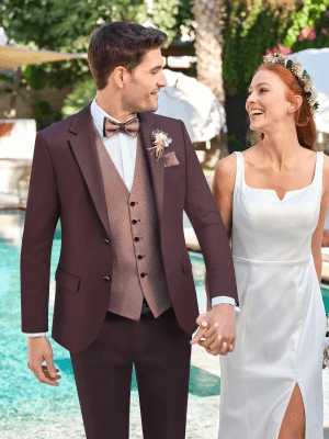 Vőlegények öltönyben