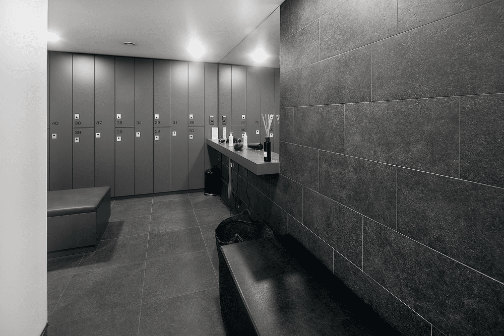 Moderne Umkleiden im Fitnessstudio in Kirchheim unter Teck