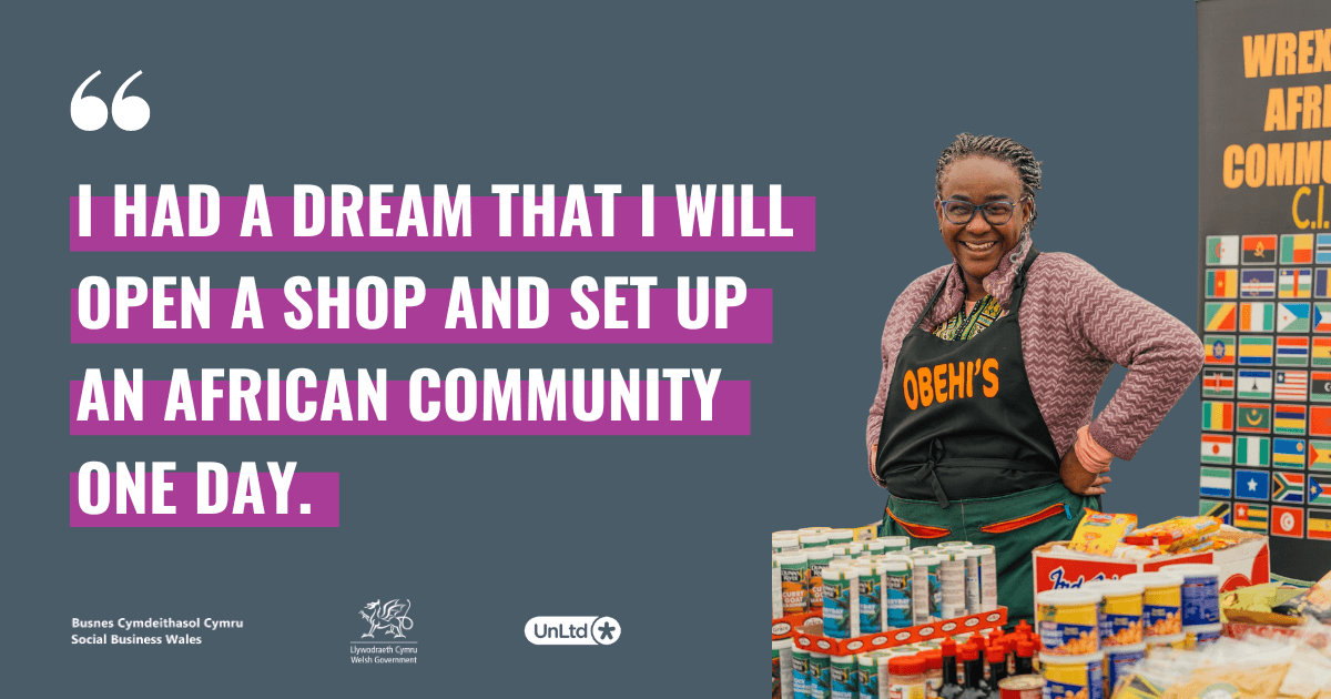 A smiling woman with food supplies and a graphic of a quote in English highlighted in purple.