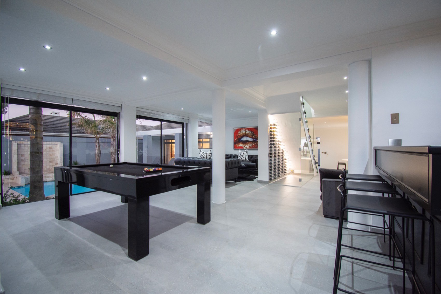 Sunset Links Project interior photograph