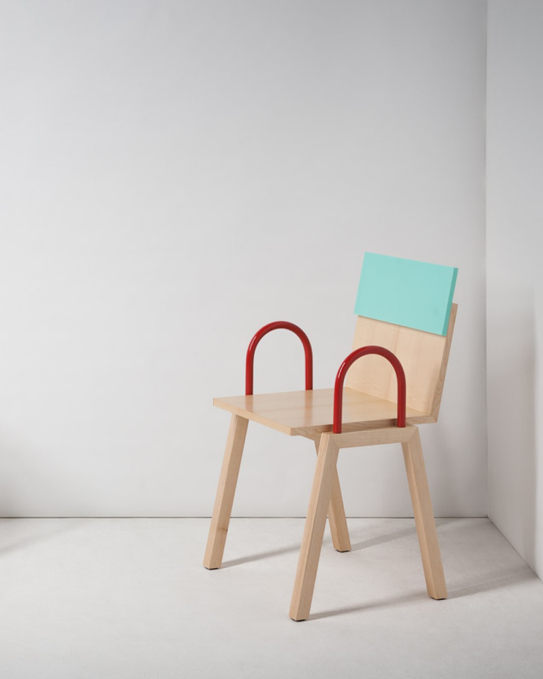 Daniel and Emma, Mishmash chairs