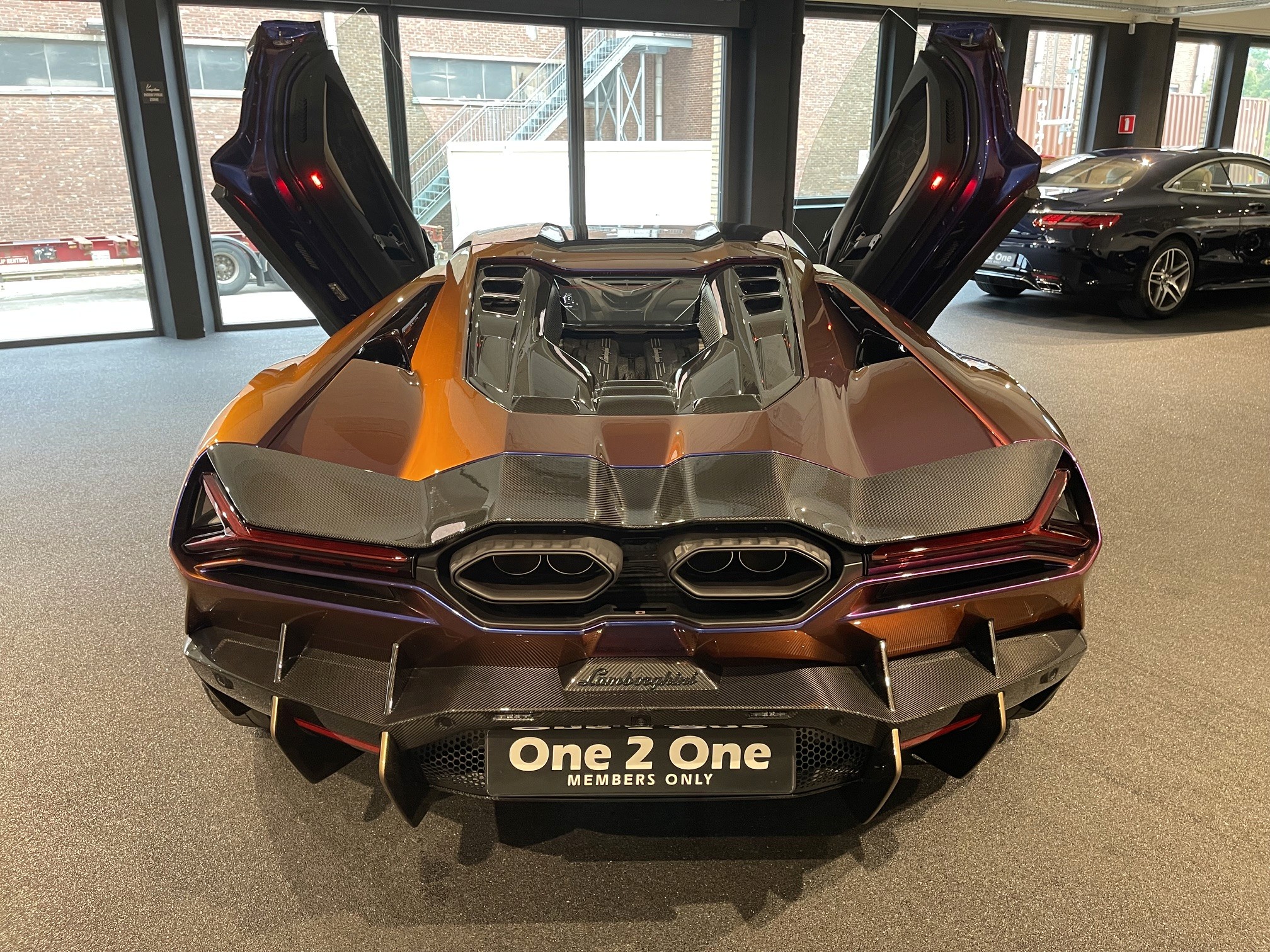 Zoomable image