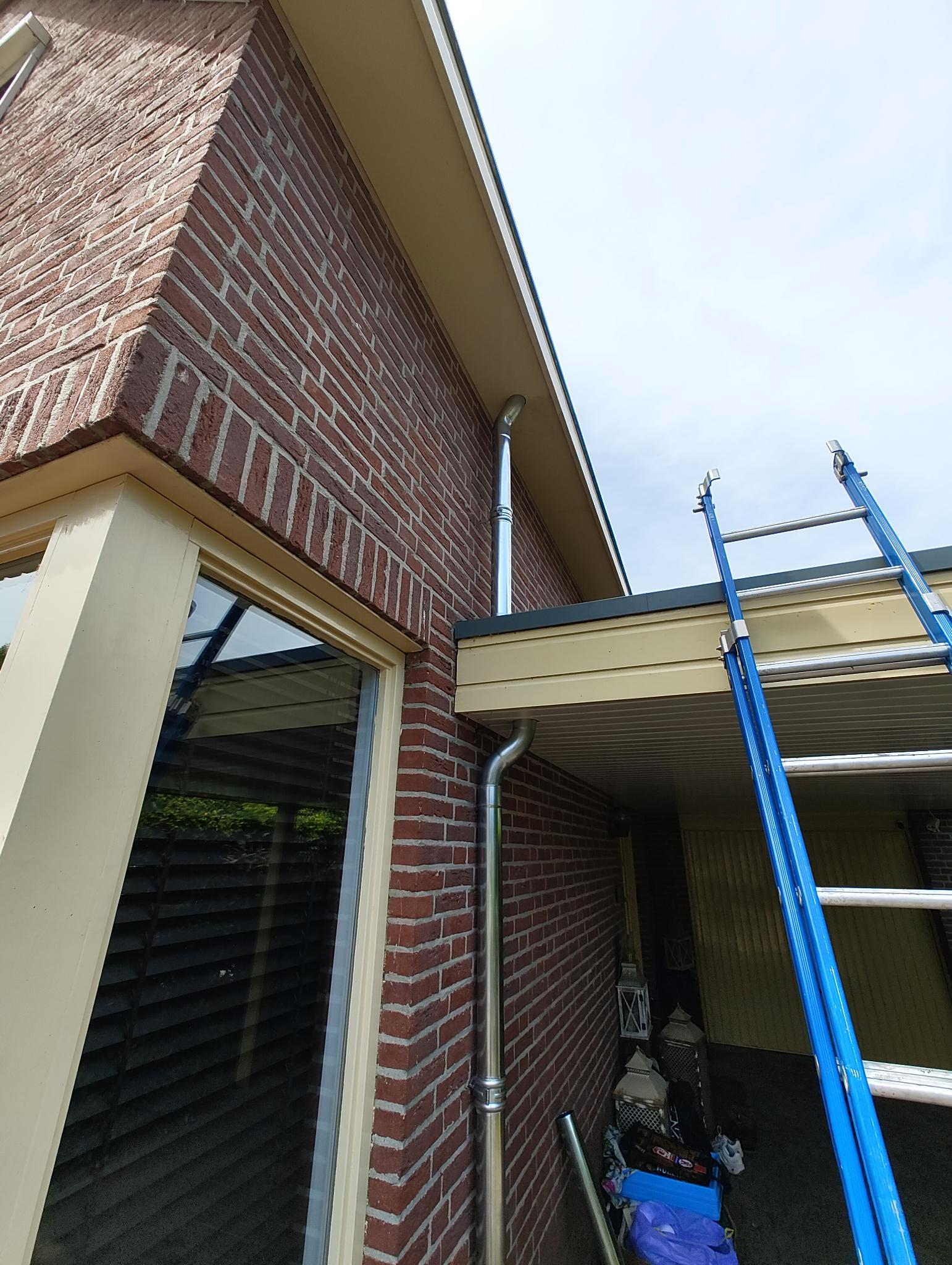 Nieuwe zinken HWA's Enspijk