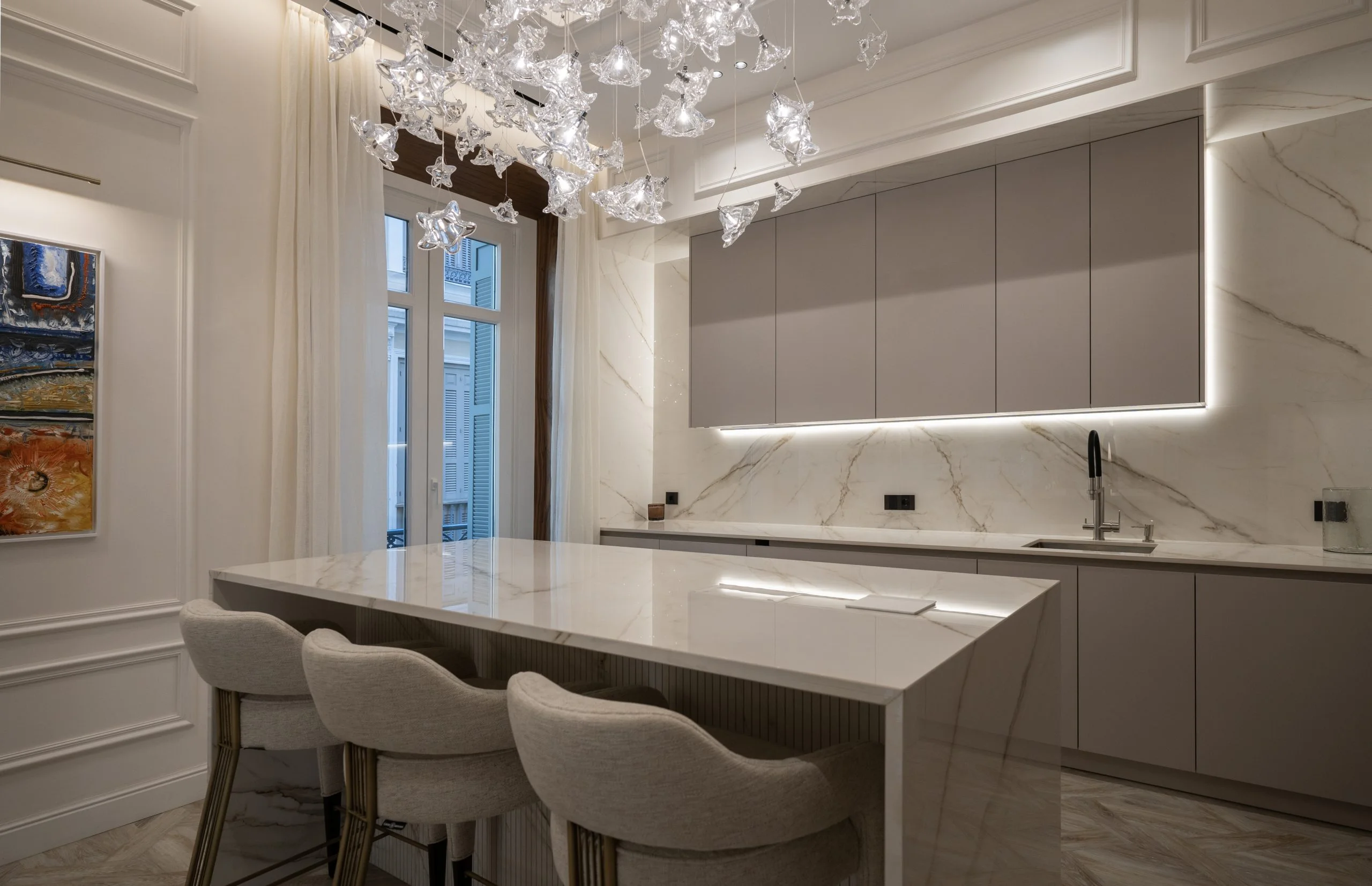 Young black woman with long dark hair outdoors