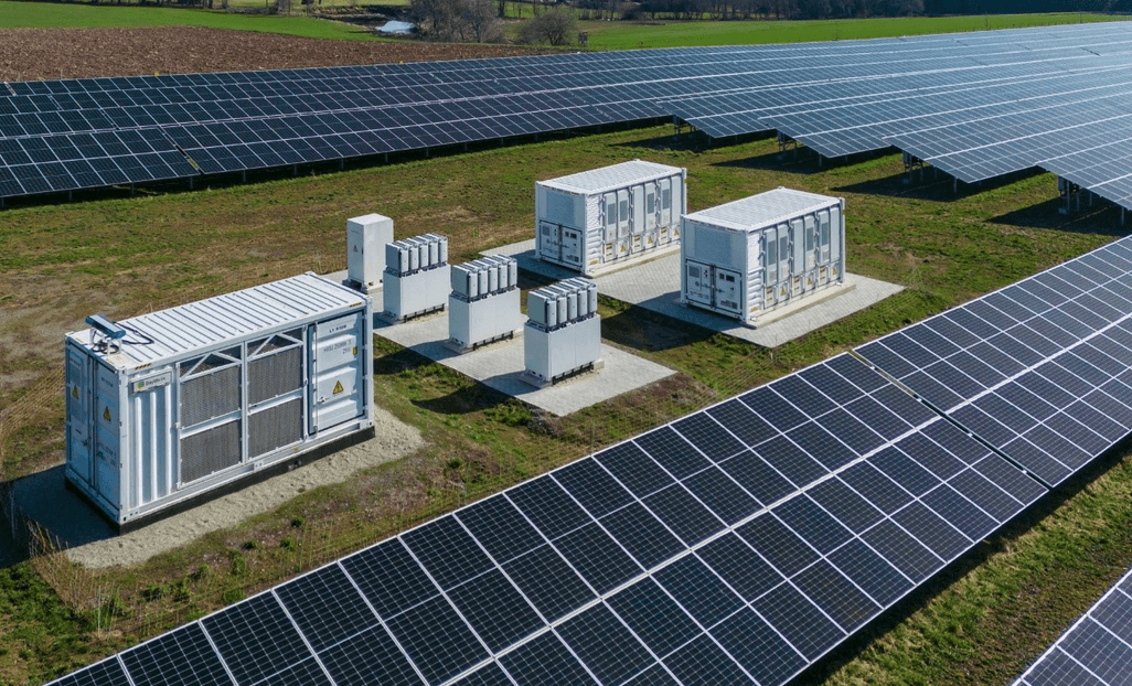 zonnnepanelen energieopslag organisatie