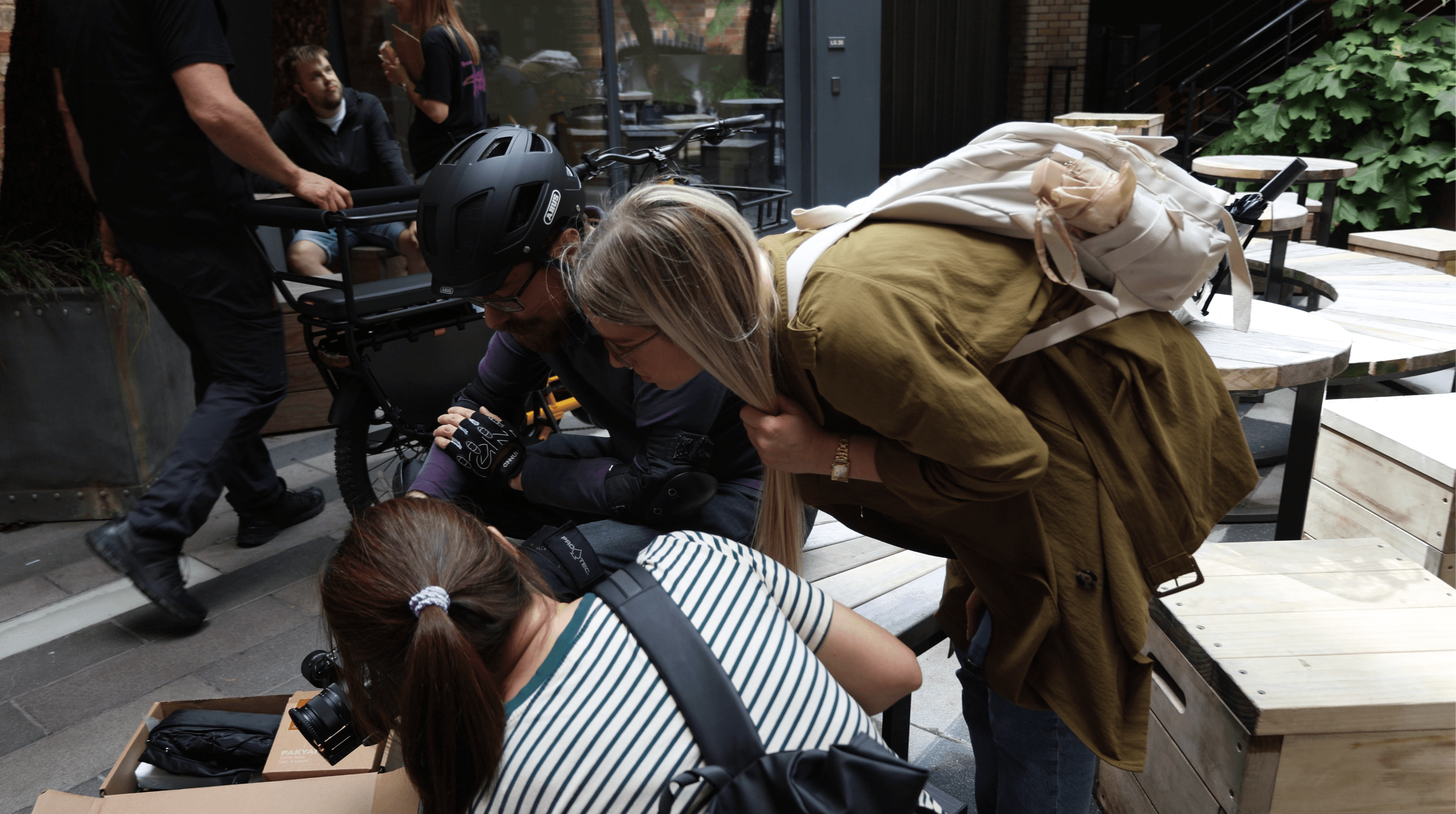 Behind the scenes of the photoshoot giving art direction
