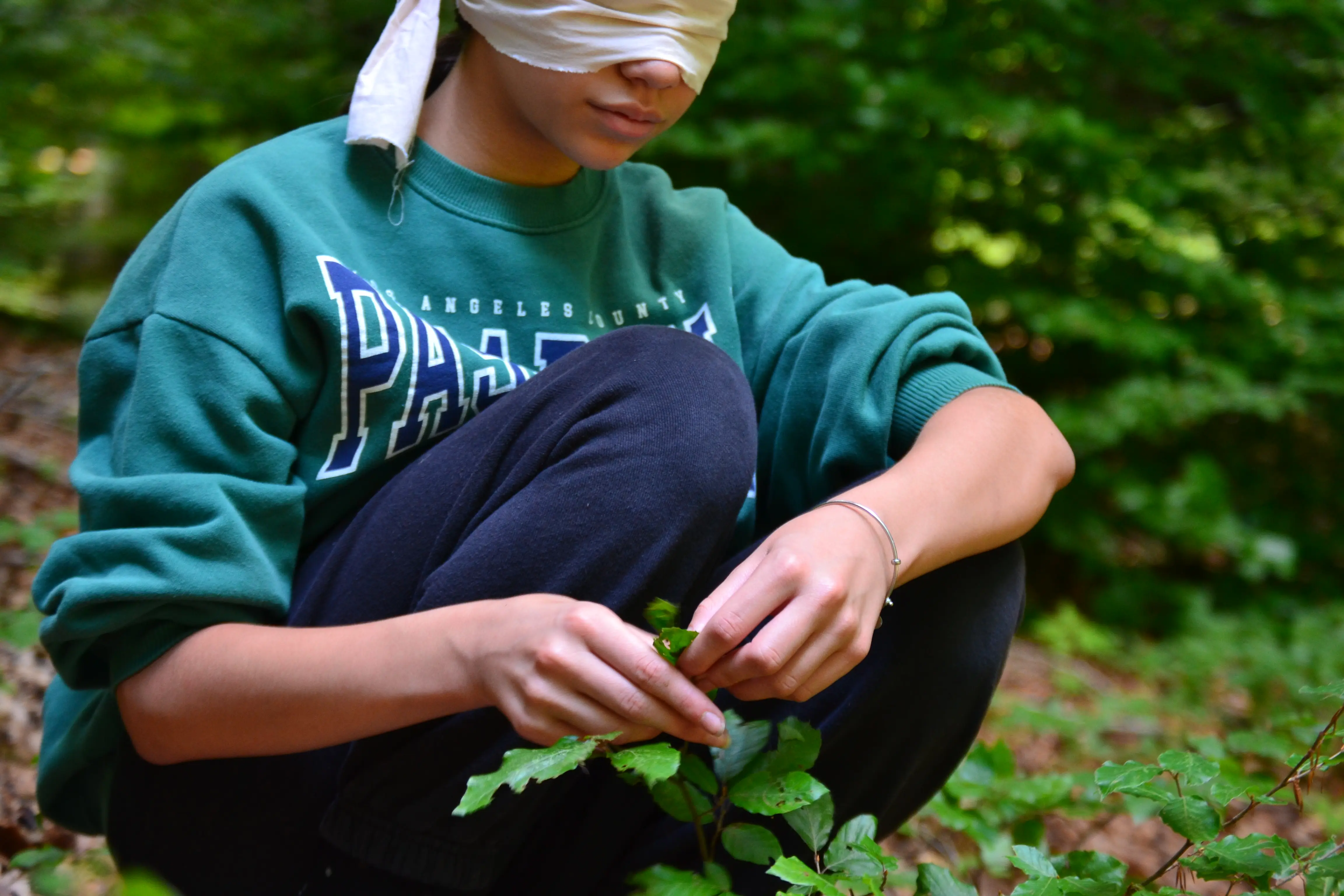 Andrea Modesti, istruttore di survival e bushcraft, esperto in campi avventura per ragazzi e corsi di sopravvivenza outdoor