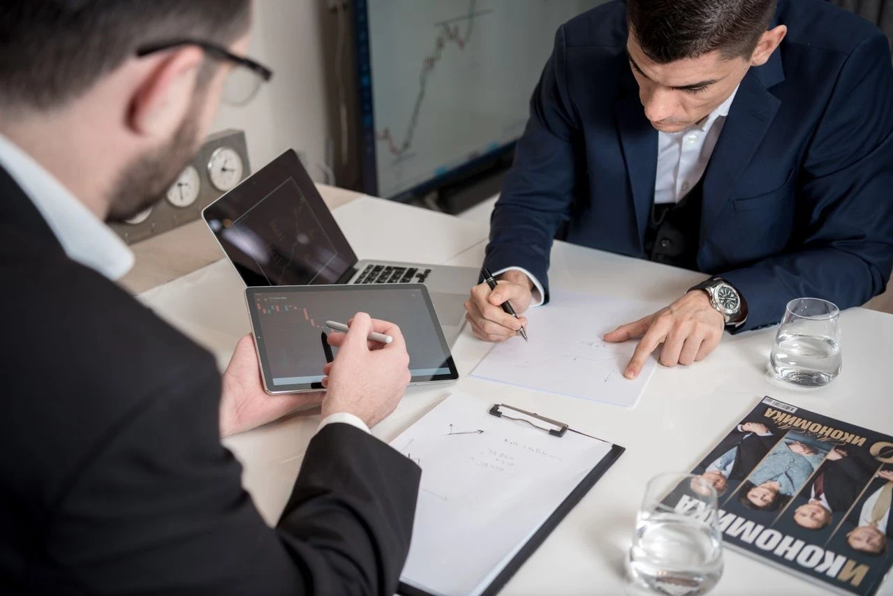 Phoning BtoB : 20 techniques pour surperformer vos objectifs