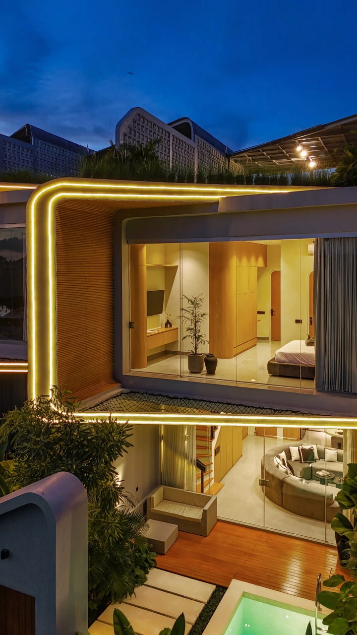 2-bedroom townhouses with rooftop and rice field views in Umalas