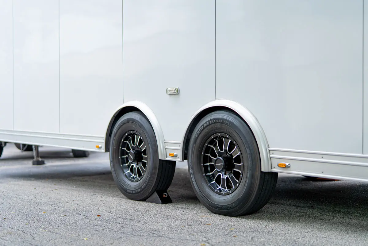 2020 InTech 24′ Trailer with Rail Ryder photo 13