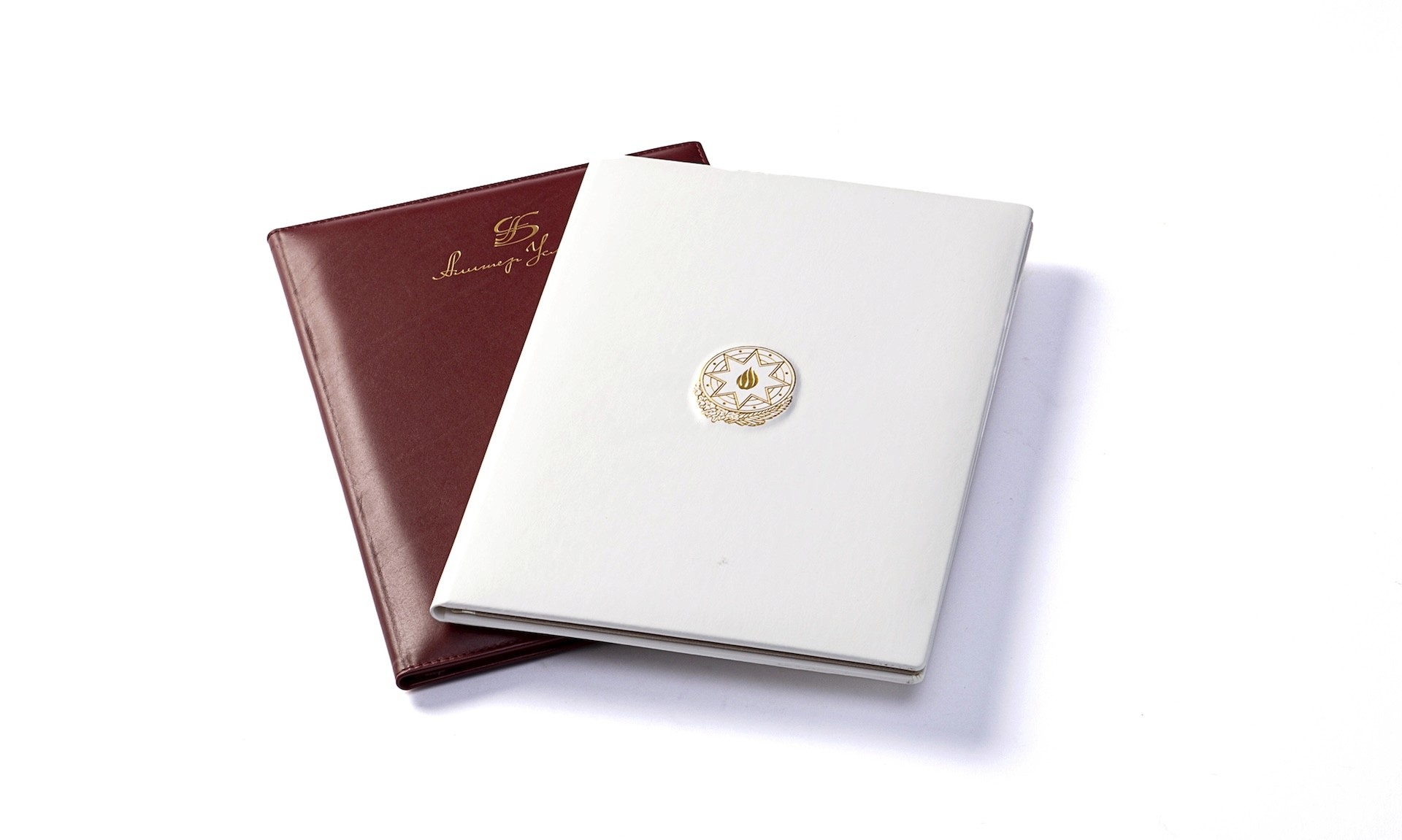 Luxury leather document folder for corporate presentations