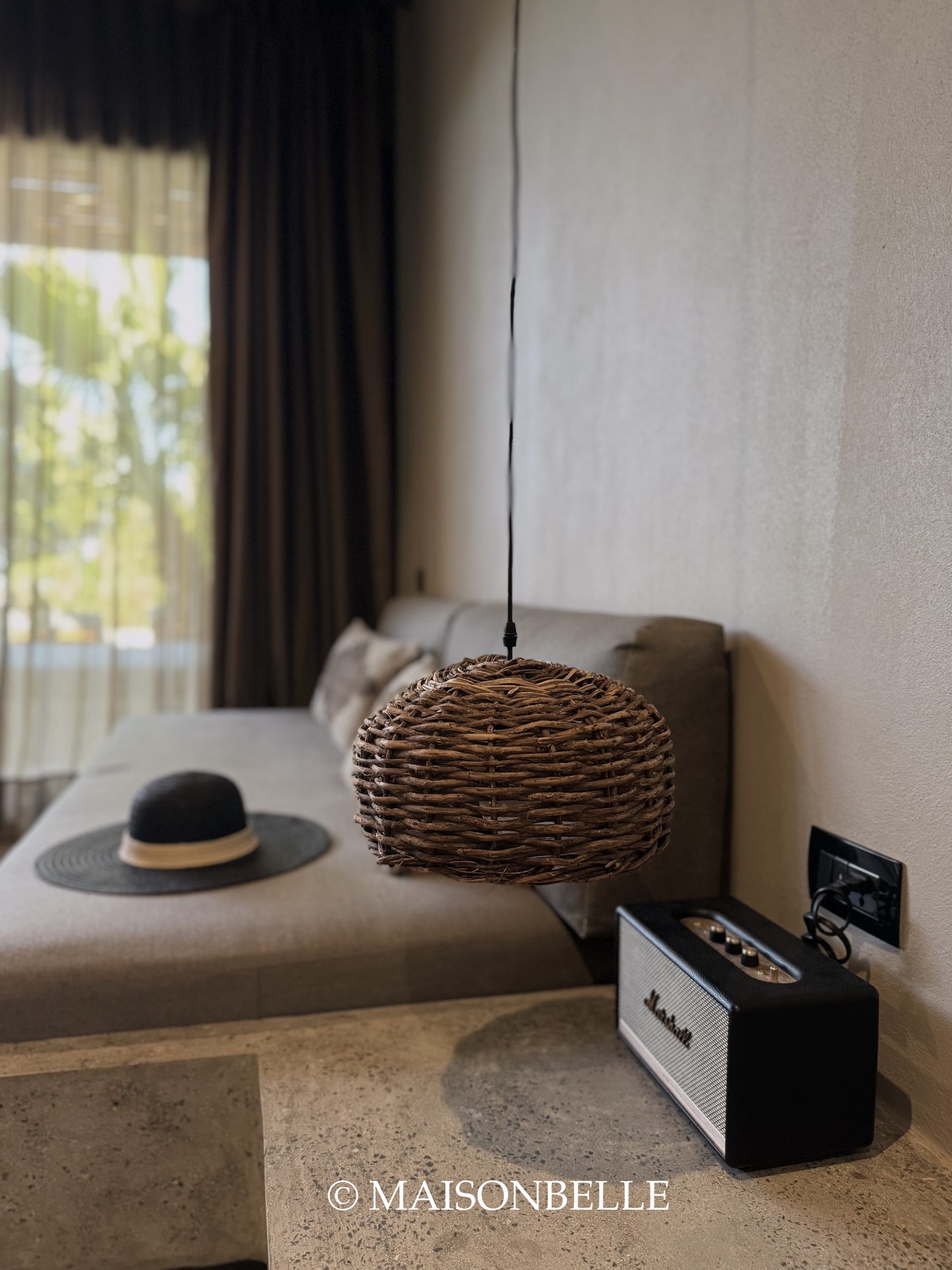 interieur stoer natuurlijk zithoek beton