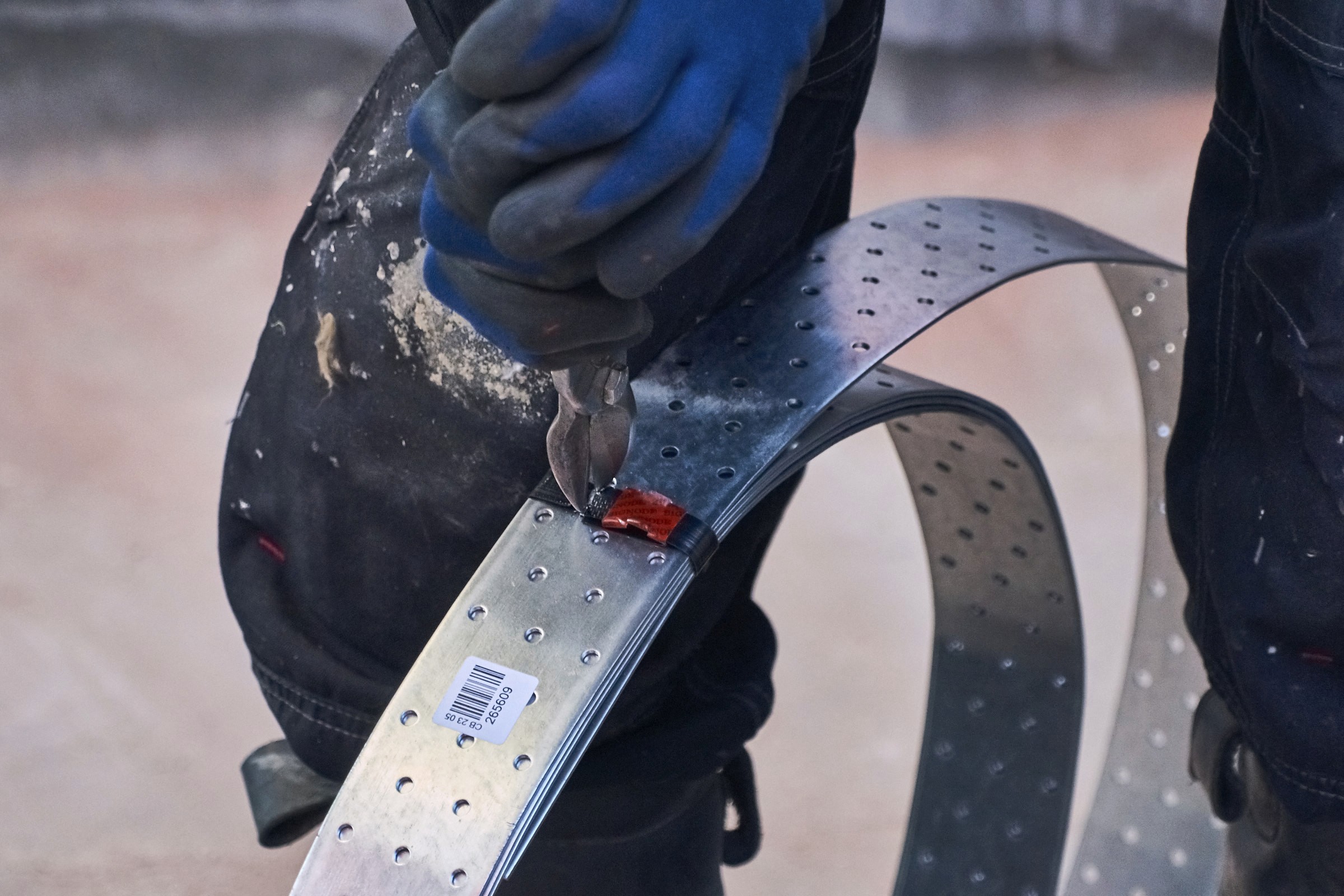 a room that is under construction with concrete walls