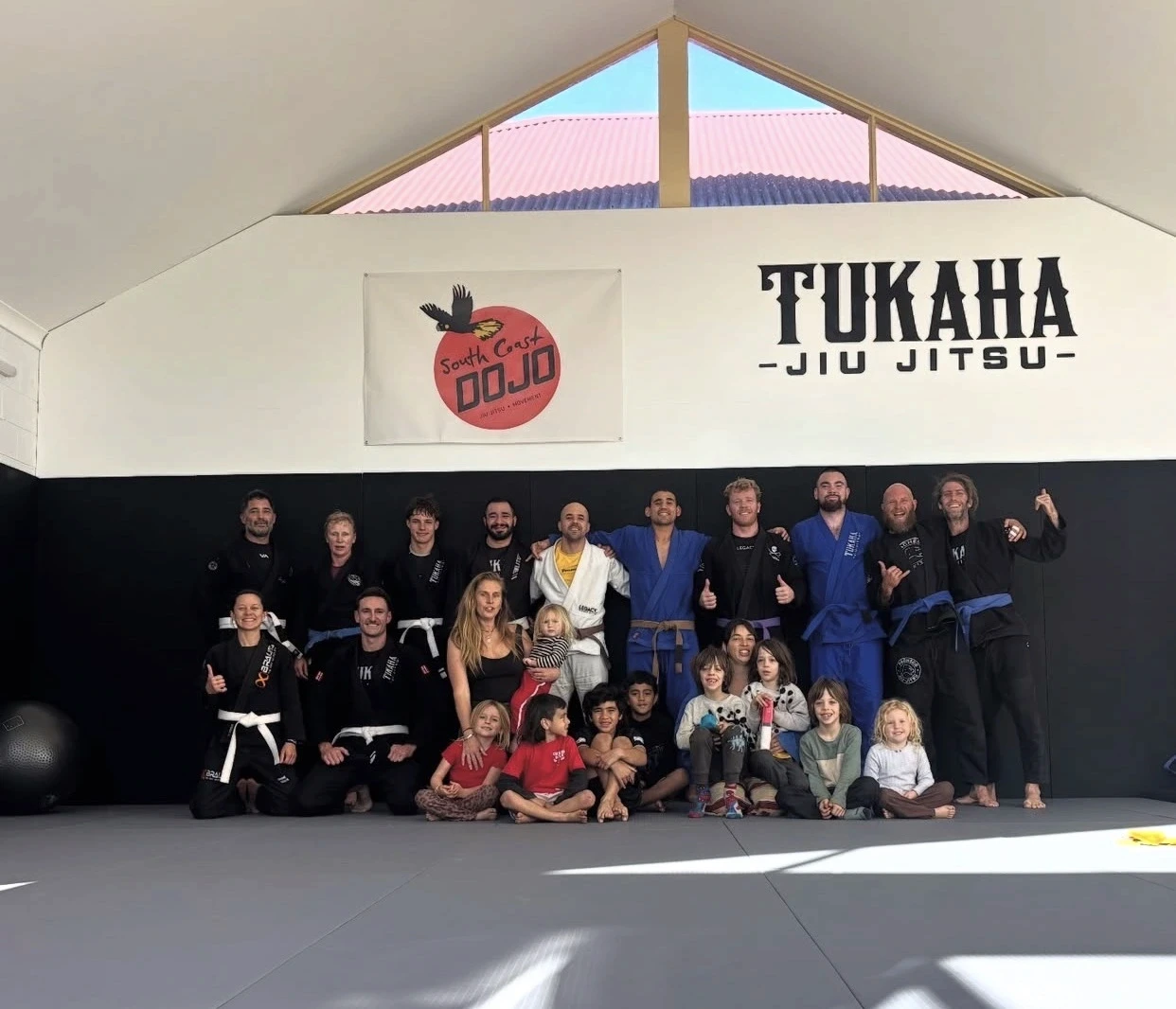 Group photo of South Coast Jiu Jitsu students training together