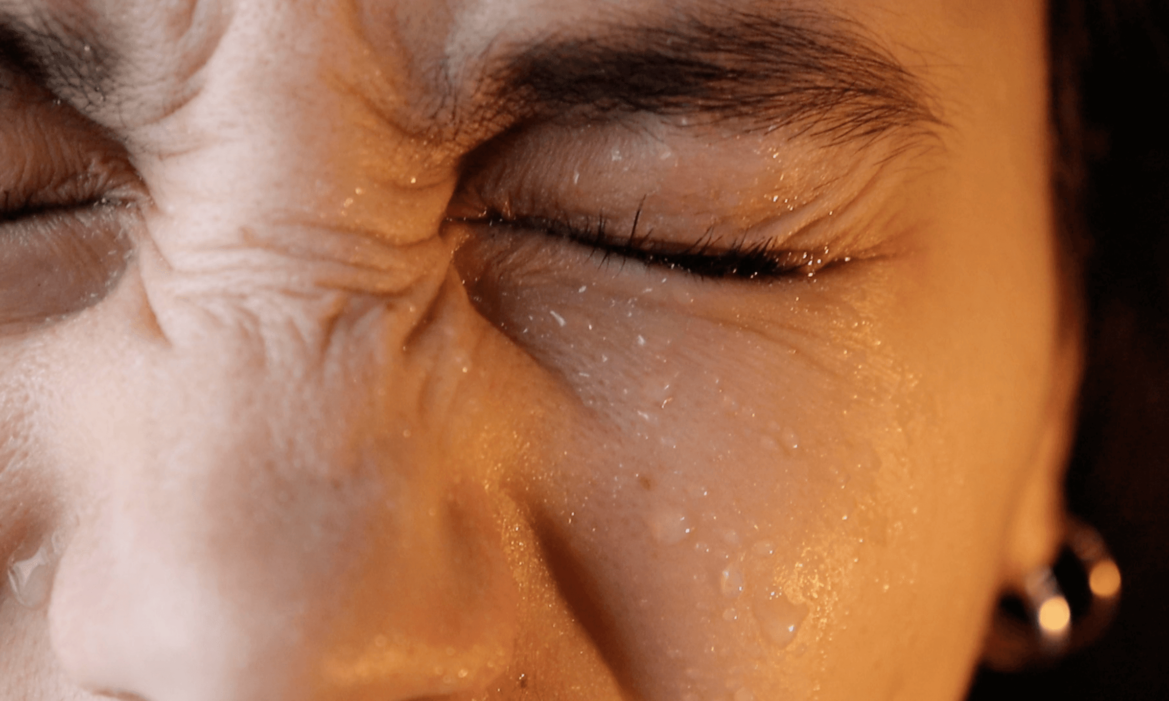 Entrepreneurs engaging in a lively discussion during a Bizz Buzz networking event.