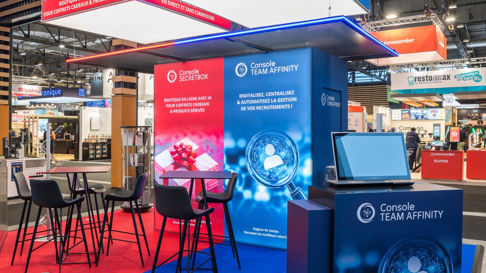 Stand Console Secret Box by Expace