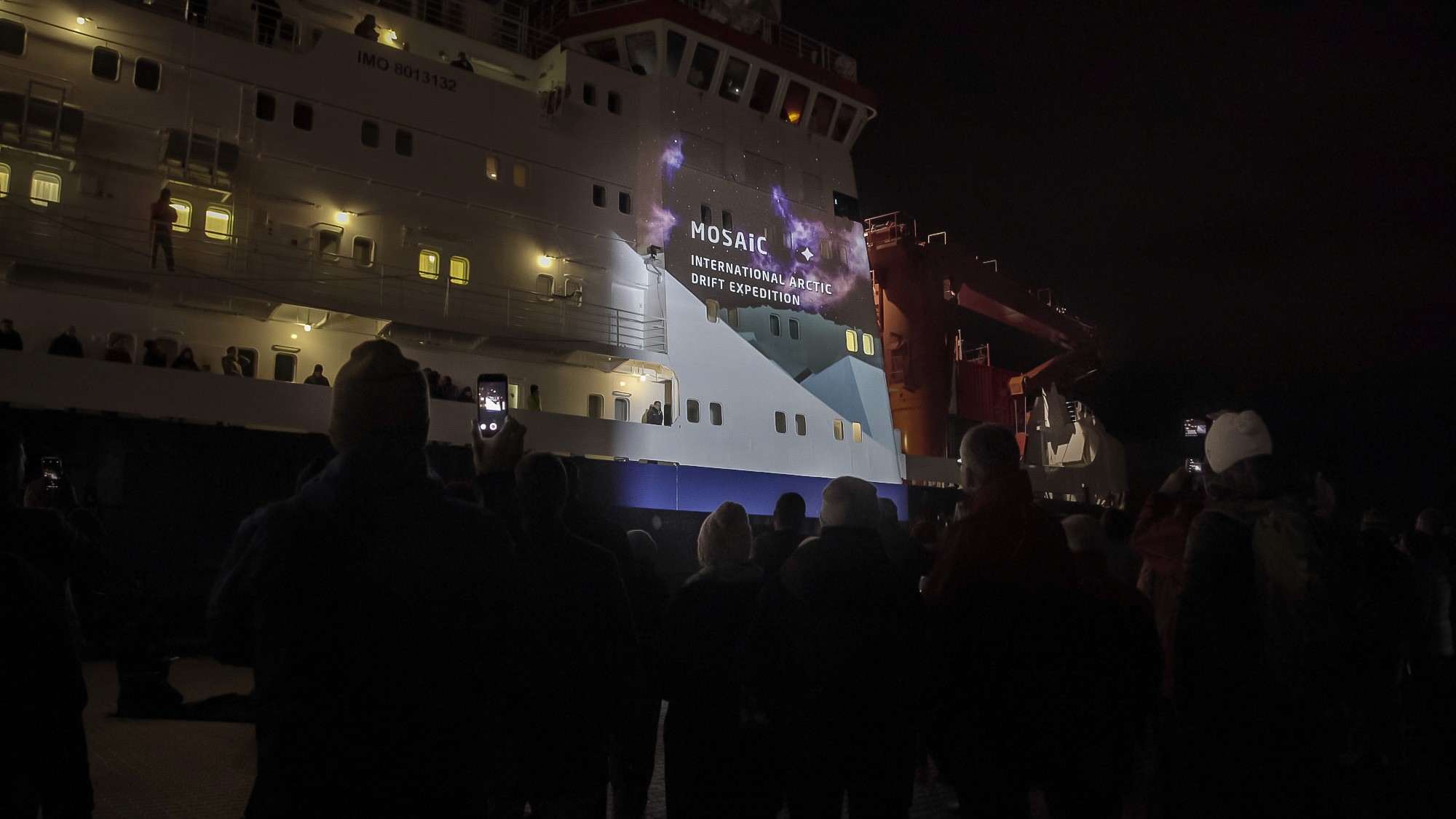Aufbruch - Polarstern Mosaic expedition farewell 