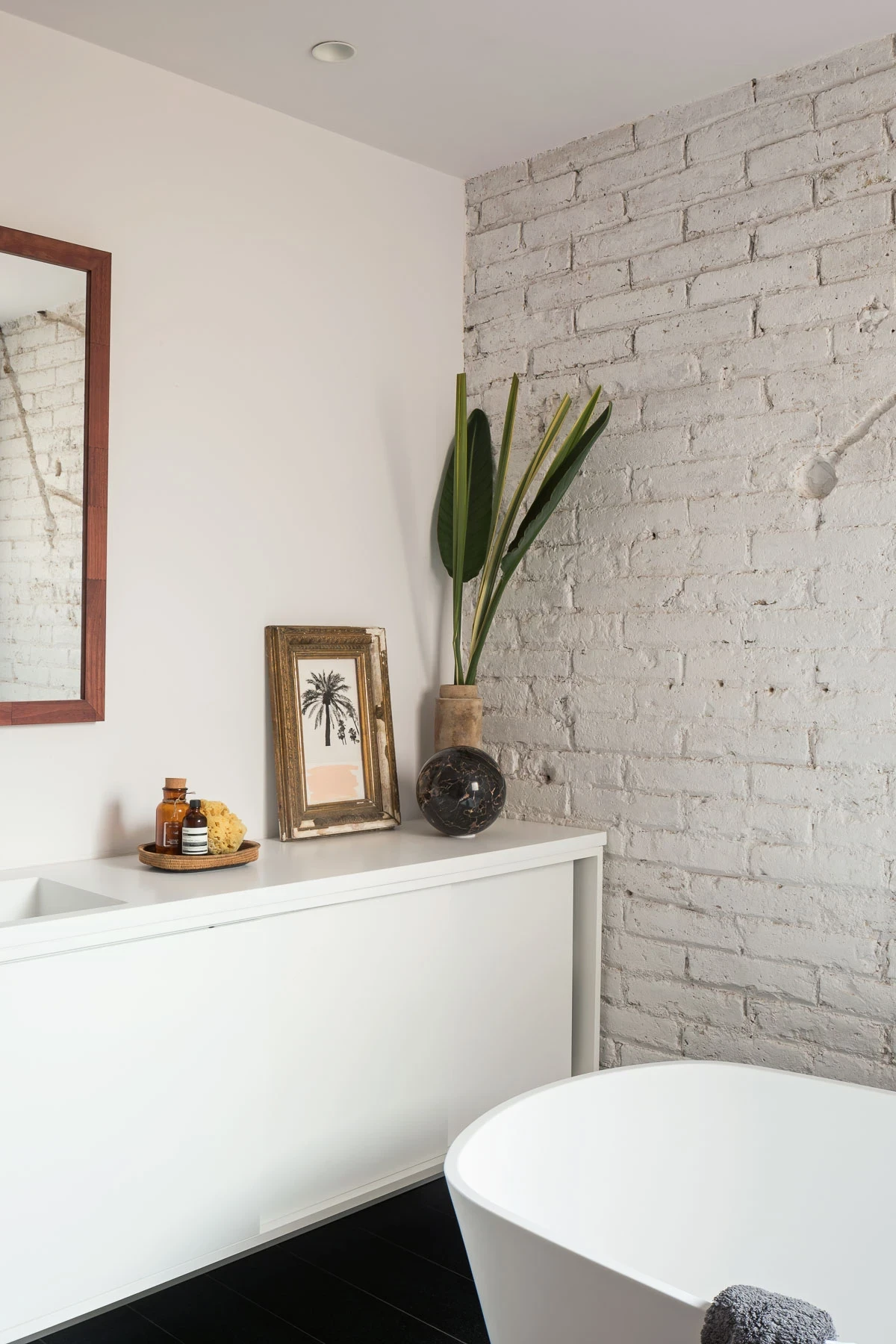 Salle de bain design, briques, décor premuim