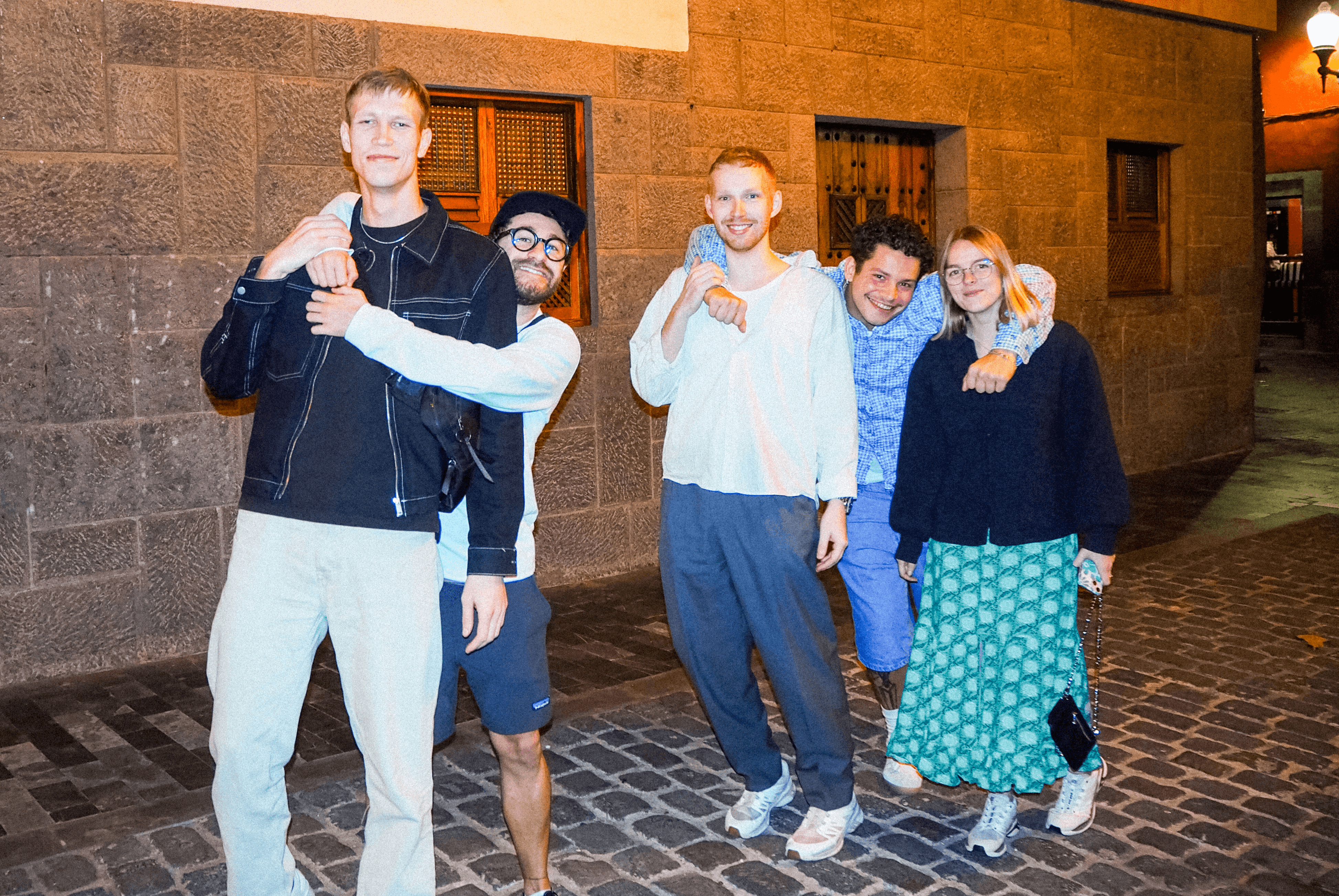 The whole EDL team smiling.