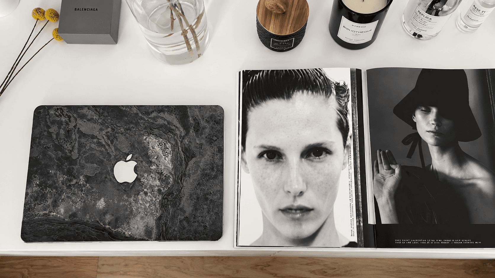 Lithos Granum premium real-stone MacBook cover branding