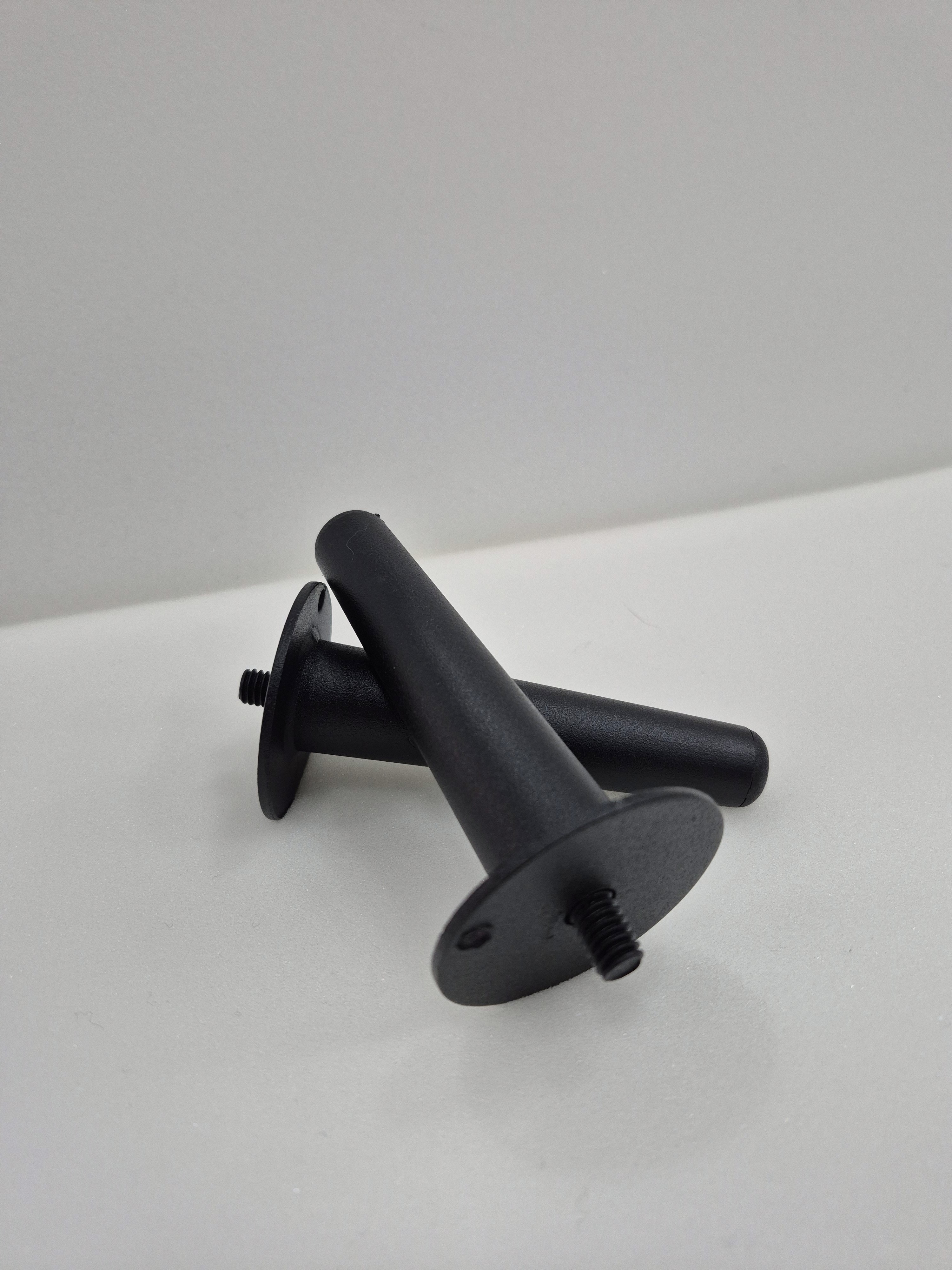 pé cônico metal 10cm 