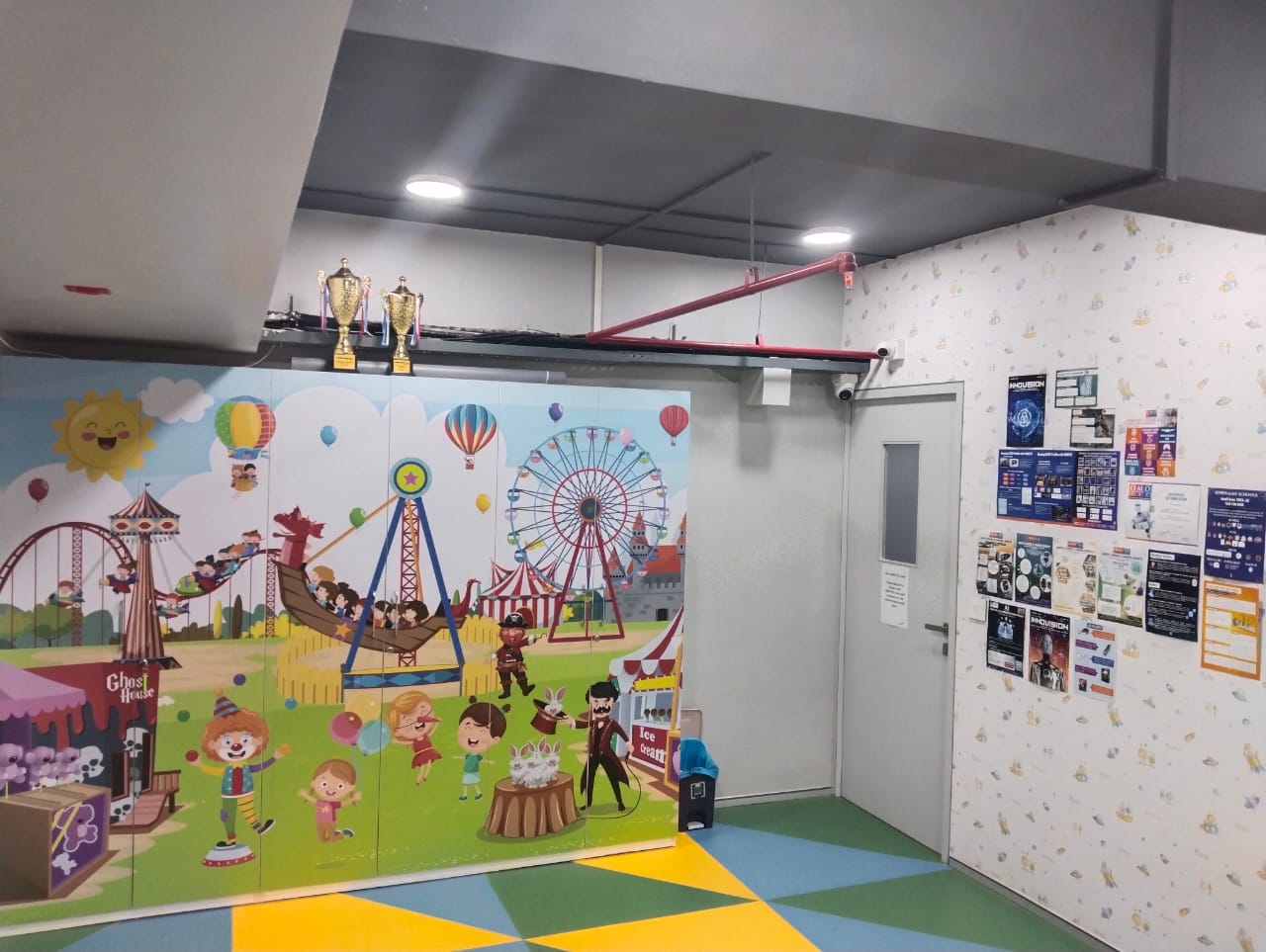 Man photographing granite cliffs in yosemite national park