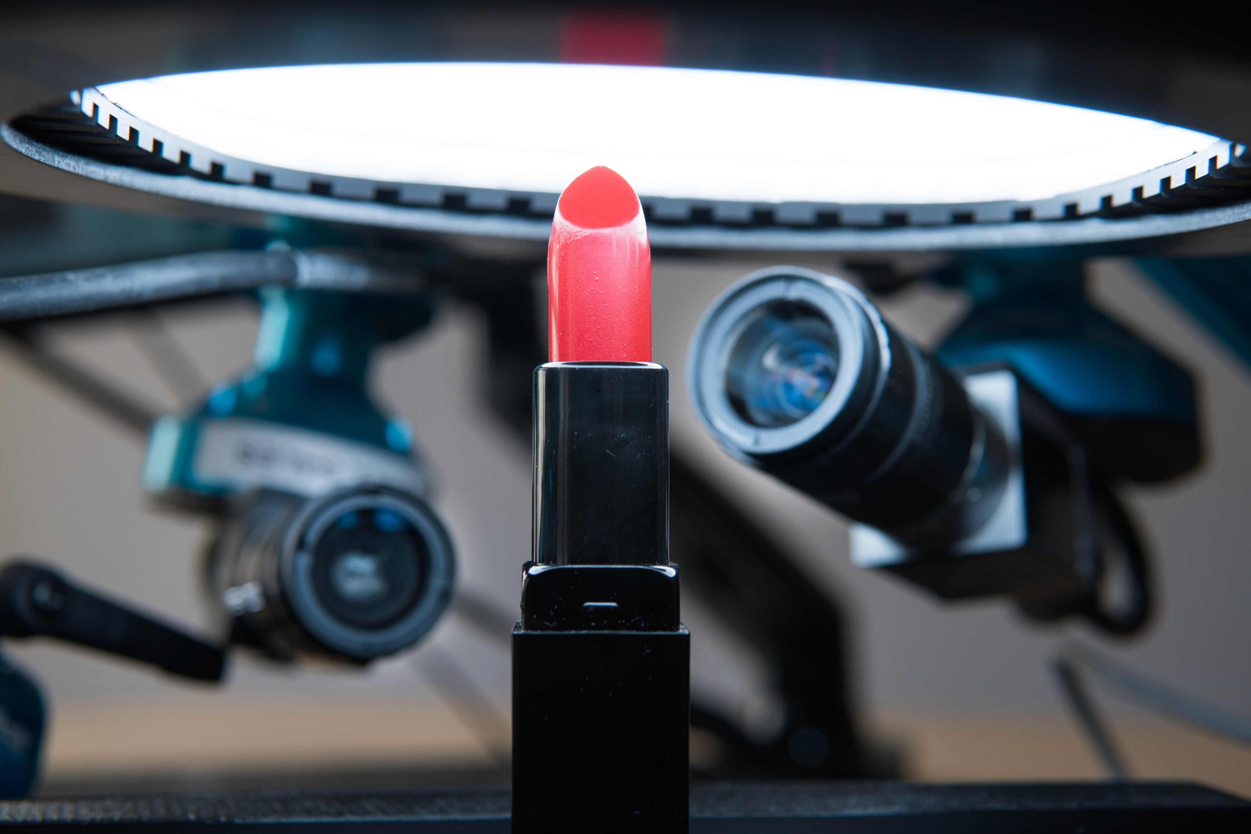 Spark_Quality control cosmetics