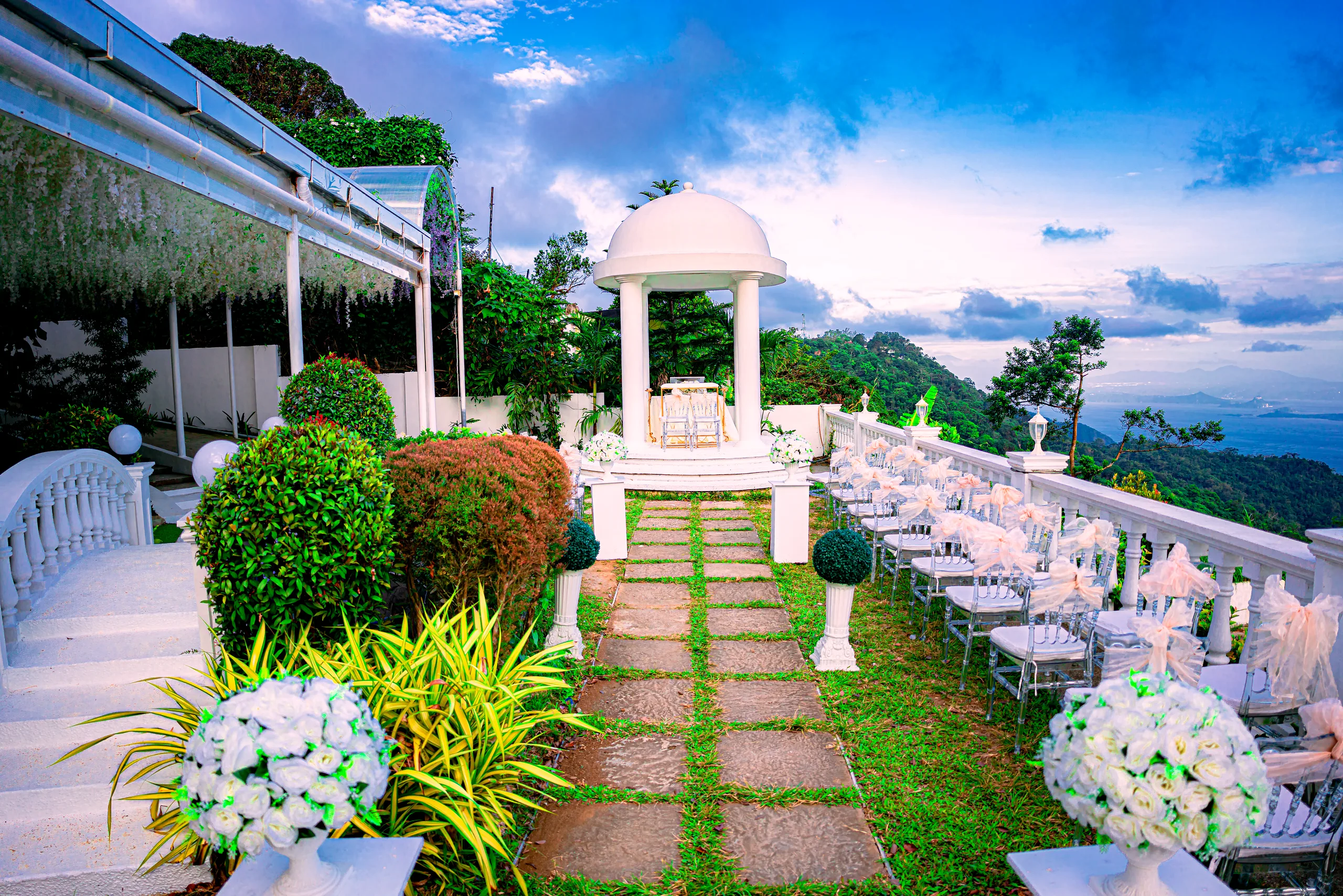 Belle Vue Gazebo — real celebration at Lazuri Tagaytay