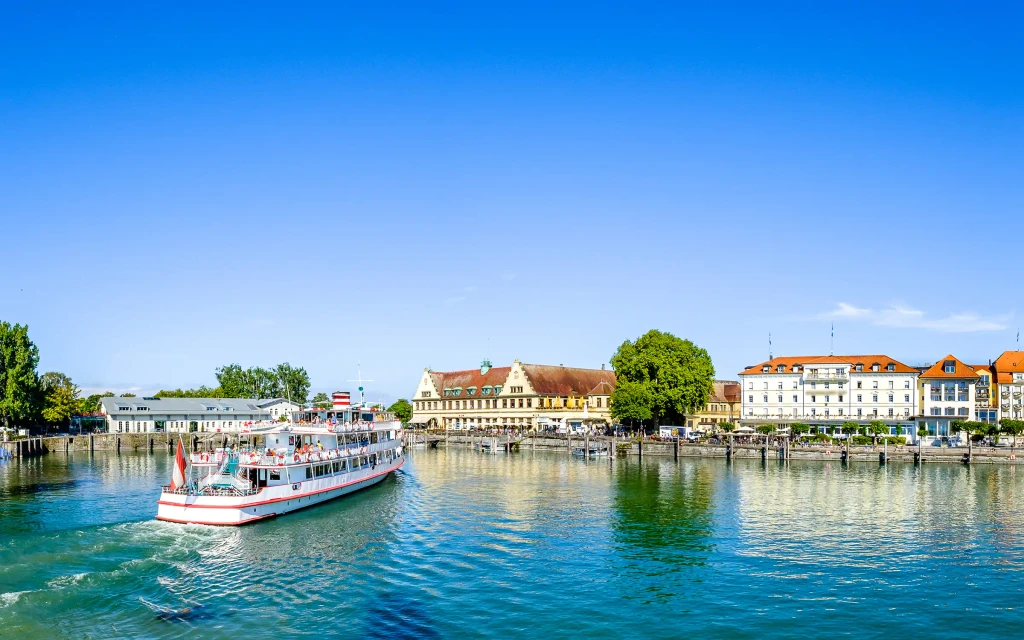 Havna i Lindau - sykkelturen Bodensjøen rundt | Expa Travel