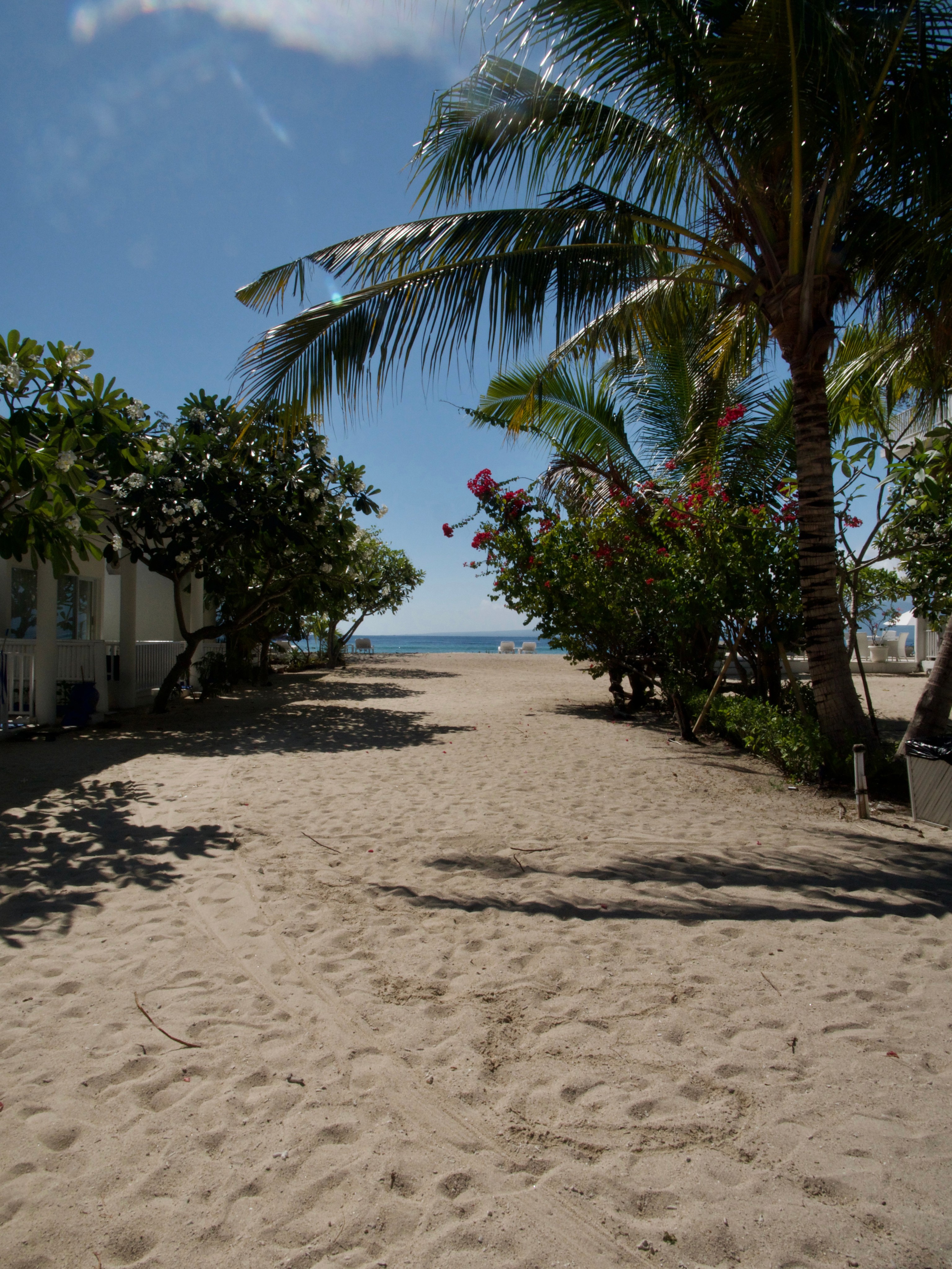 Seri Beach Bungalow Sand