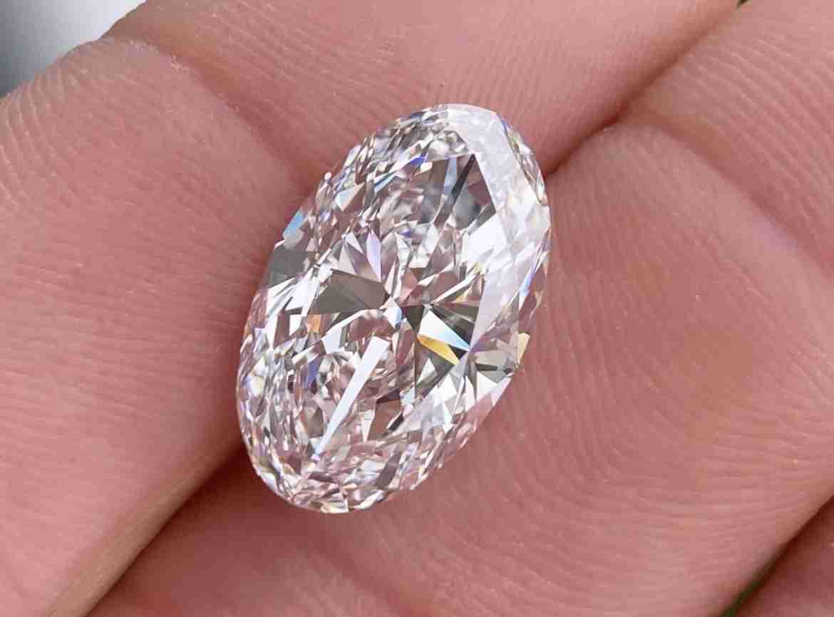 worker on laboratorium