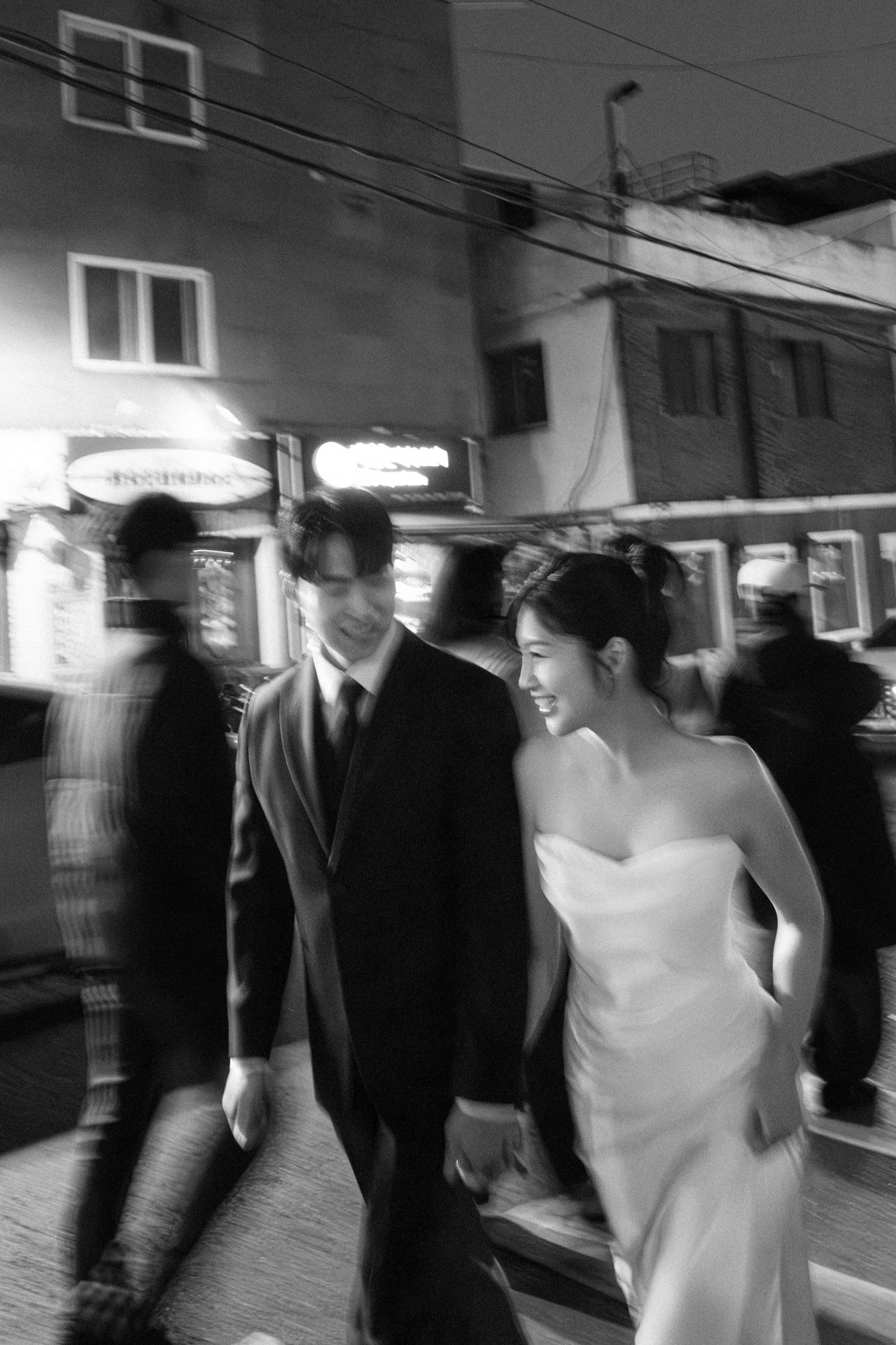 동작대교 웨딩스냅 촬영후기 | 해방촌 골든아워부터 야경까지 완벽한 촬영코스