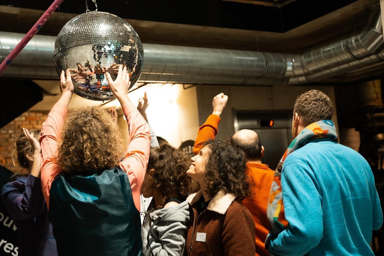 Mobiele discobol party act event