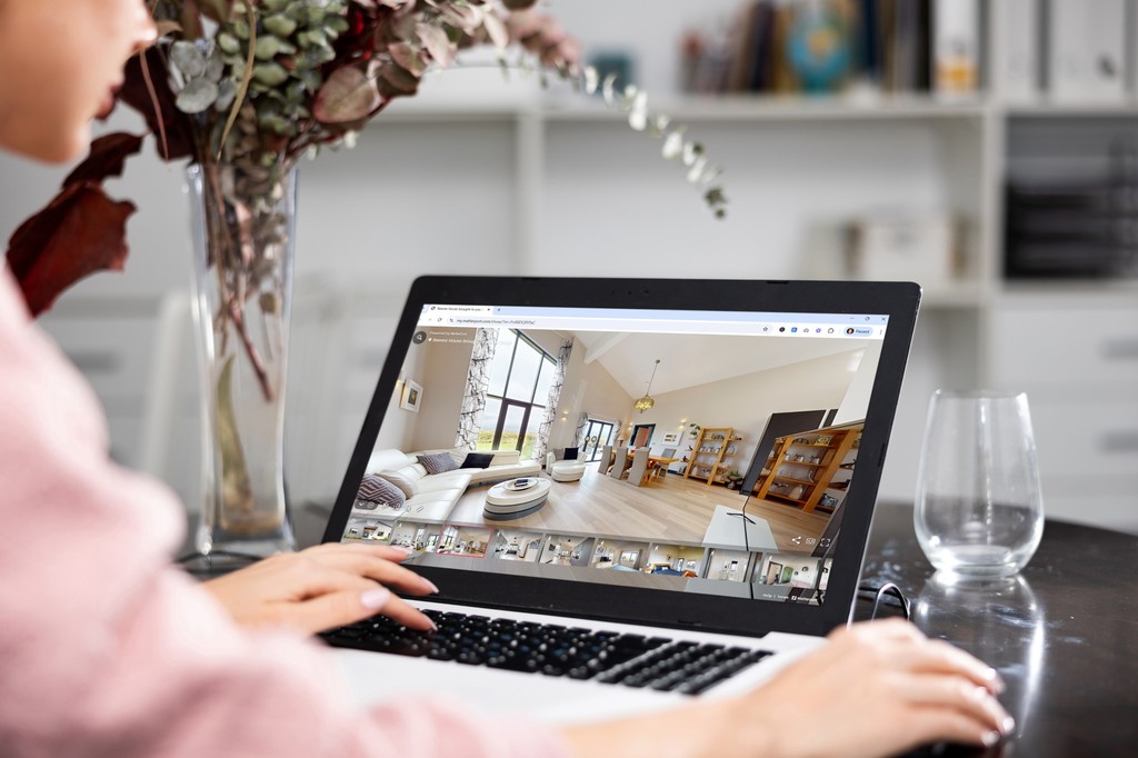 Photo of luxury living room