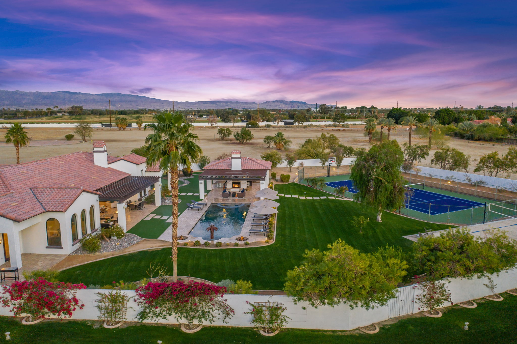 Here comes the alt text