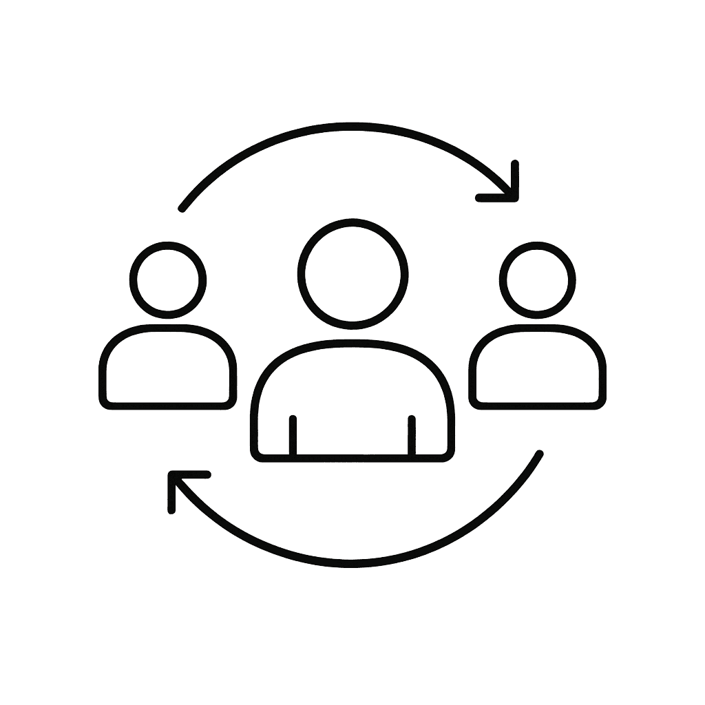 Symbolgrafik: Megafon über Personengruppe mit Häkchen – Mitarbeitendenkommunikation und Zustimmung.