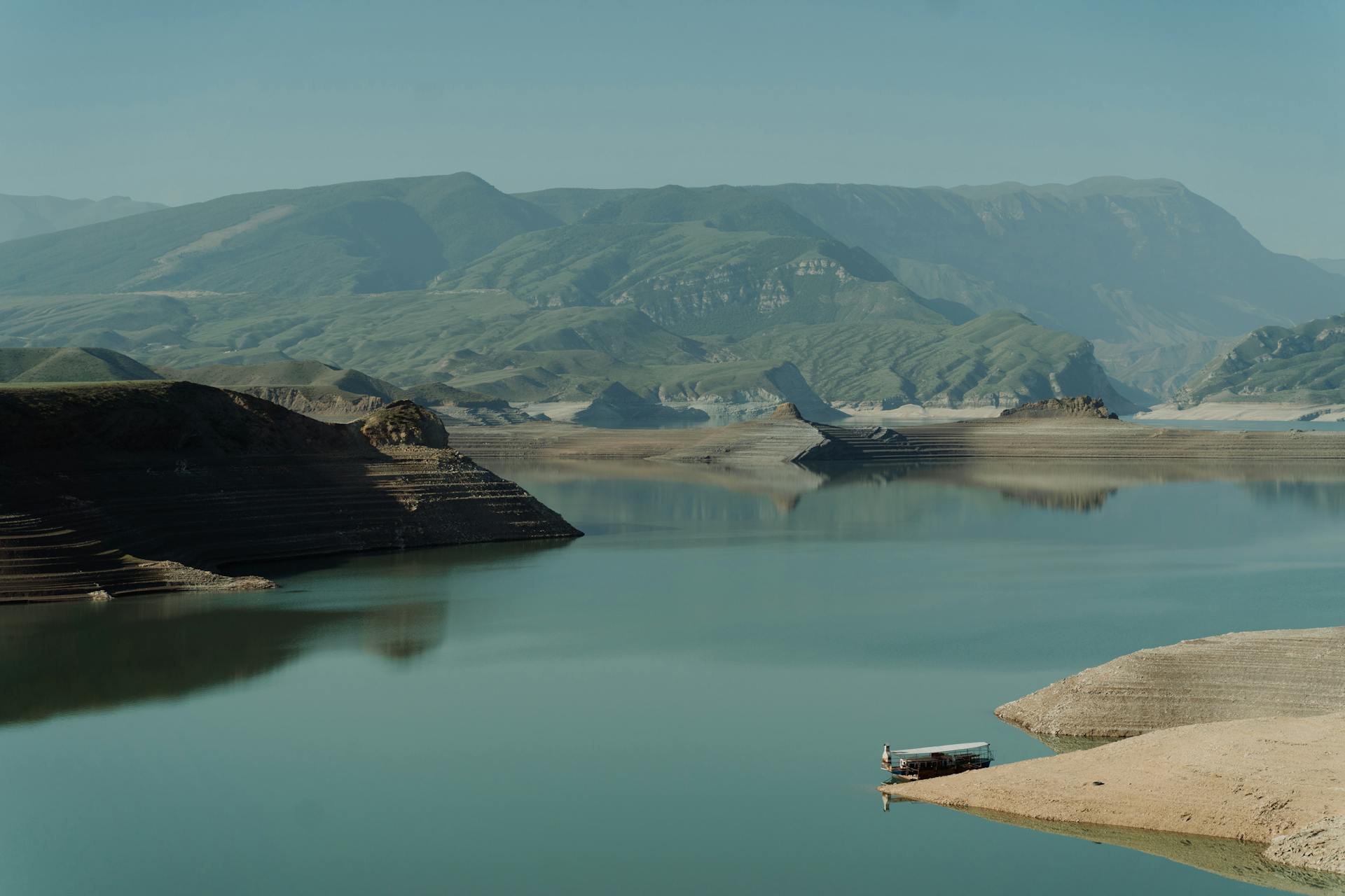 Echoes of the Valley