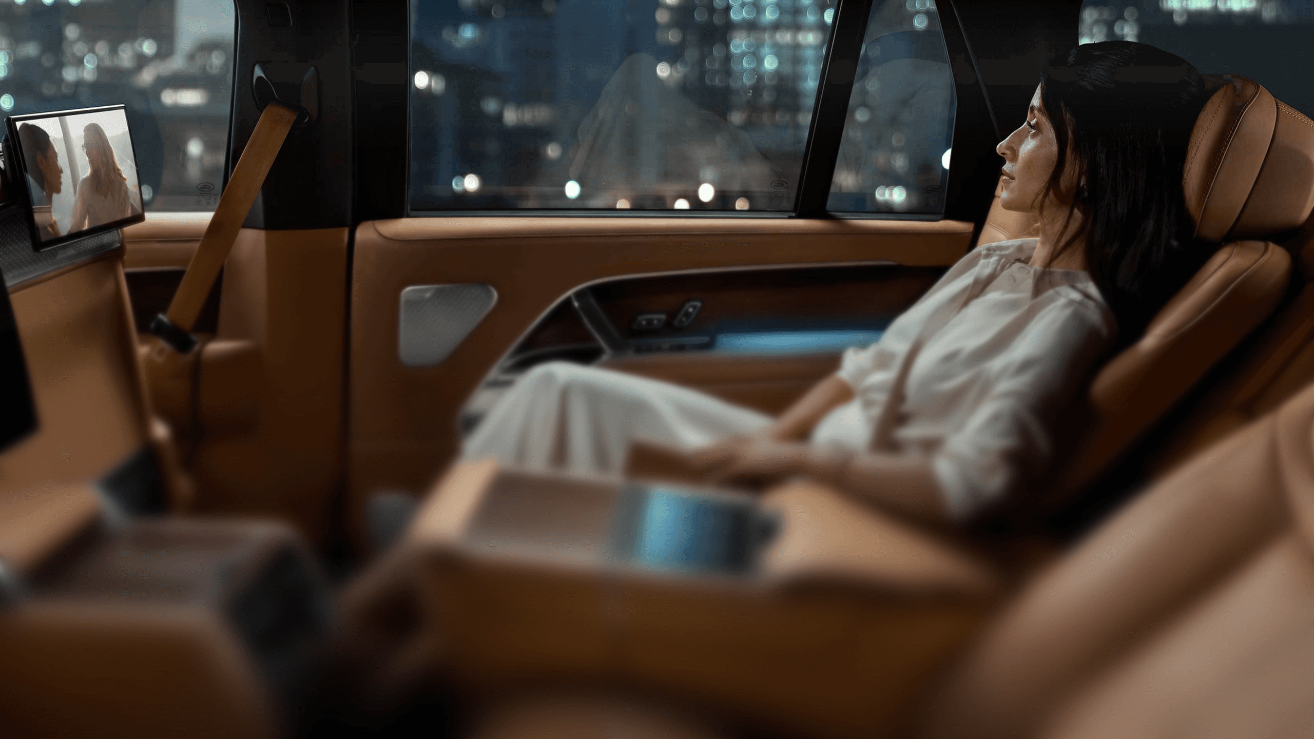 LLuxury chauffeur service in Paris