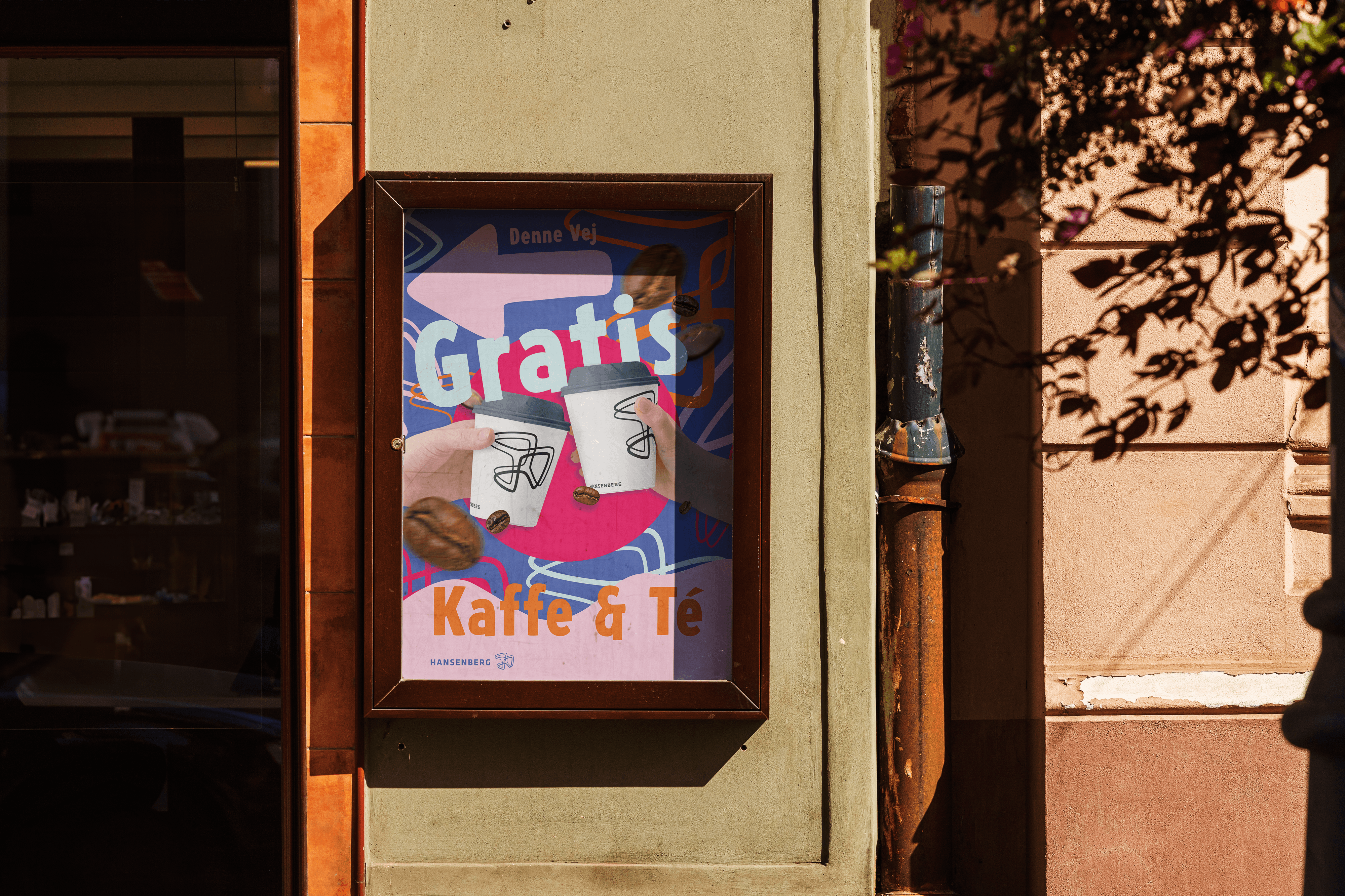 Plakat for gratis kaffe til åbent hus på Hansenberg, Vranderupvej.