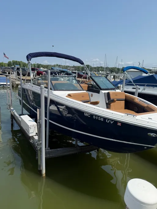 Boat photo 1