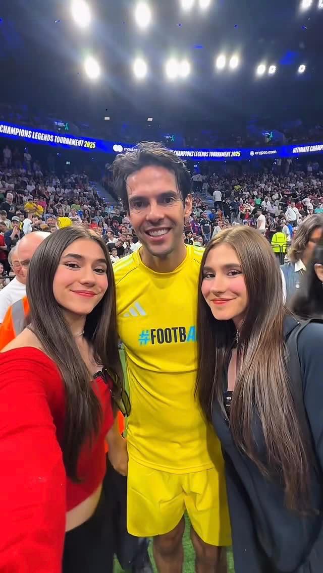 Ara y Fer with Kaká